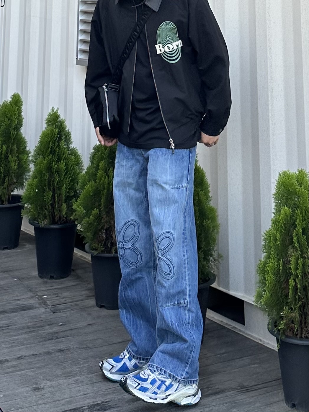 Balenciaga Runner Sneakers Blue White, Porter Tanker Shoulder Bag S Black 착용 스타일 - 3