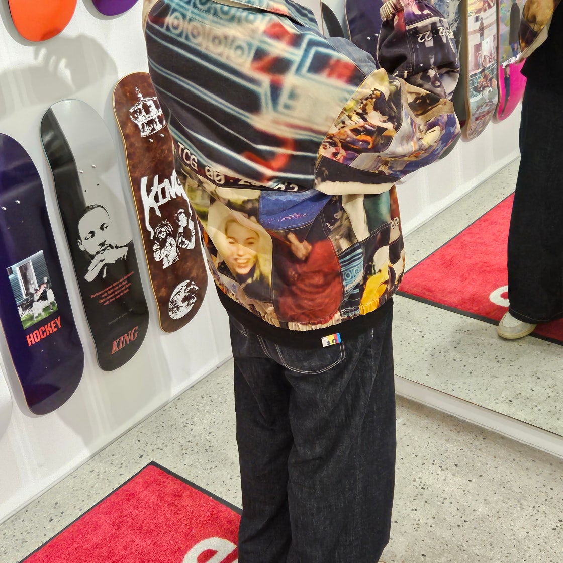 23fw かわいく Supreme mark leckey deck