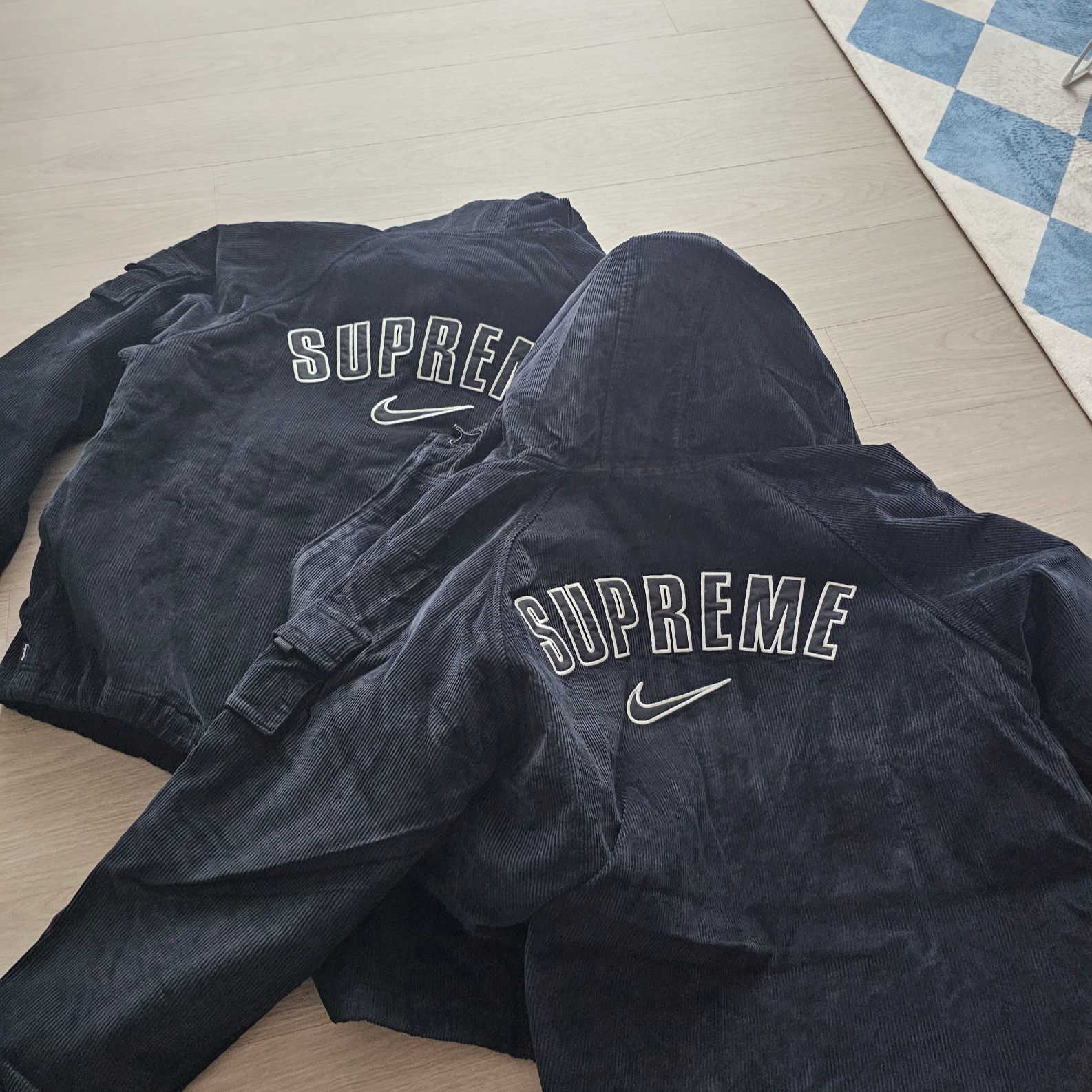 Supreme x Nike Arc Corduroy Hooded Jacket Black - 22SS 착용 스타일