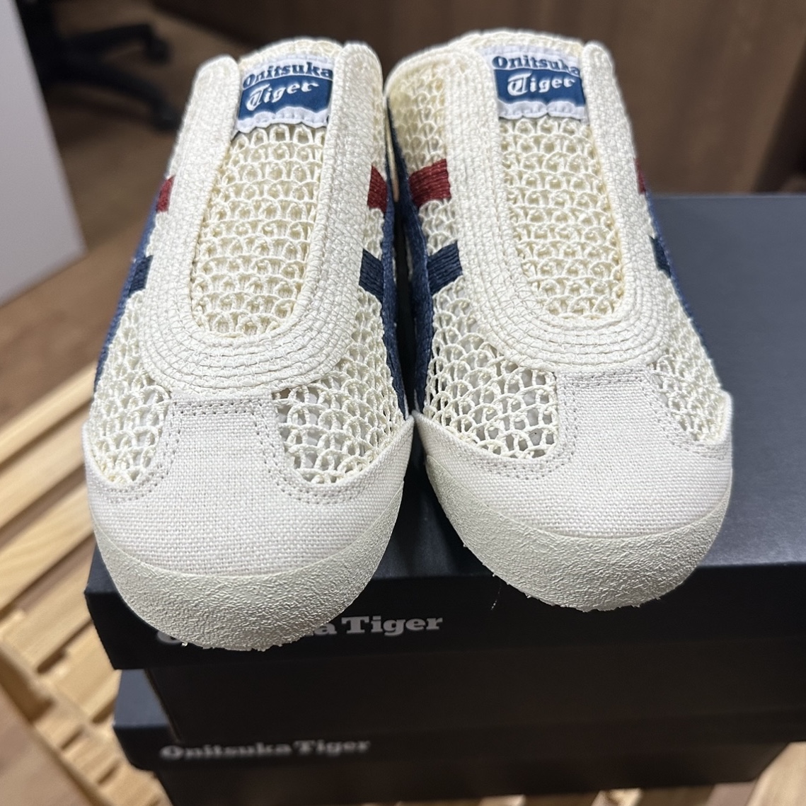 Onitsuka Tiger Mexico 66 Sabot Cream Mako Blue 착용 스타일