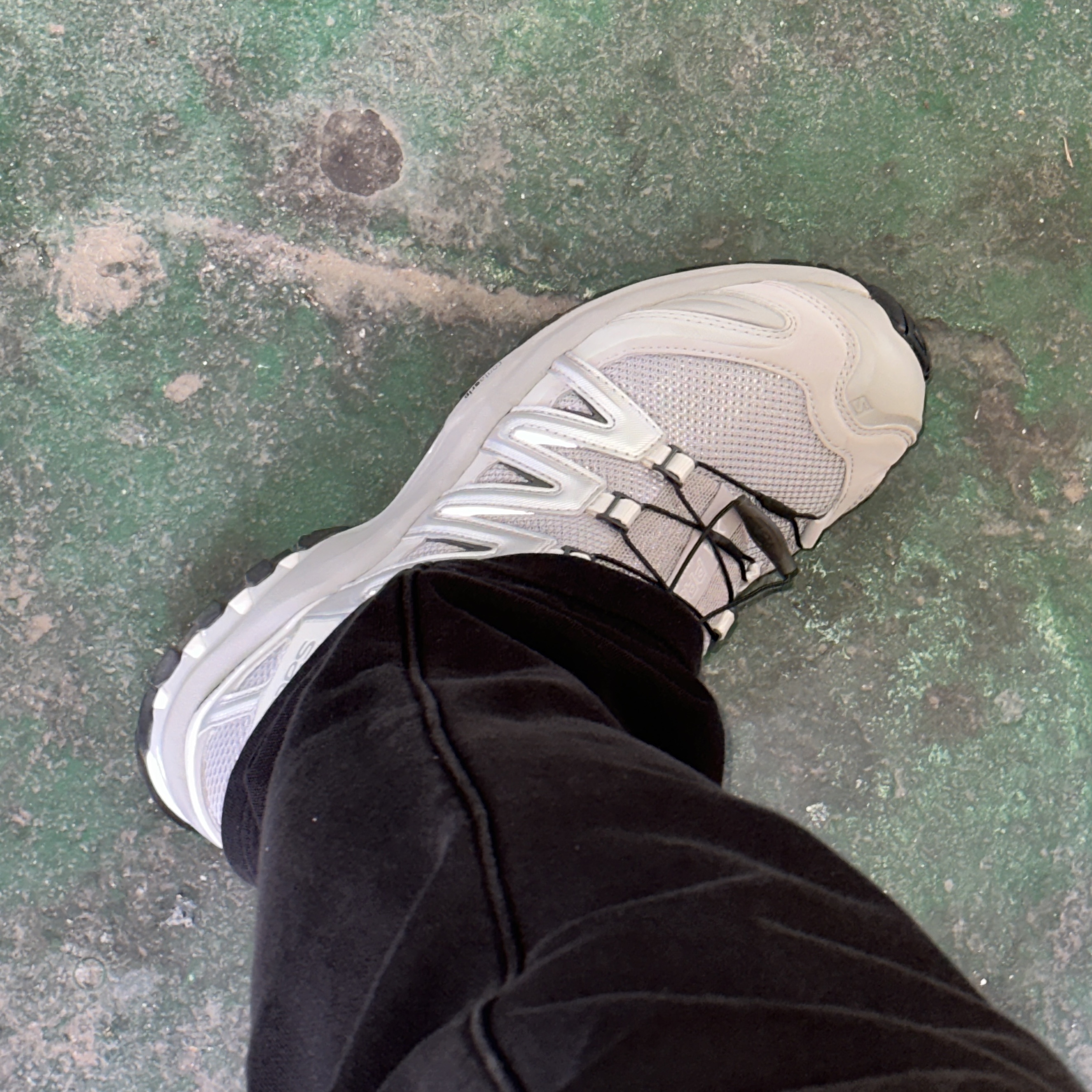 Salomon XA Pro 3D Alloy Silver 착용 스타일