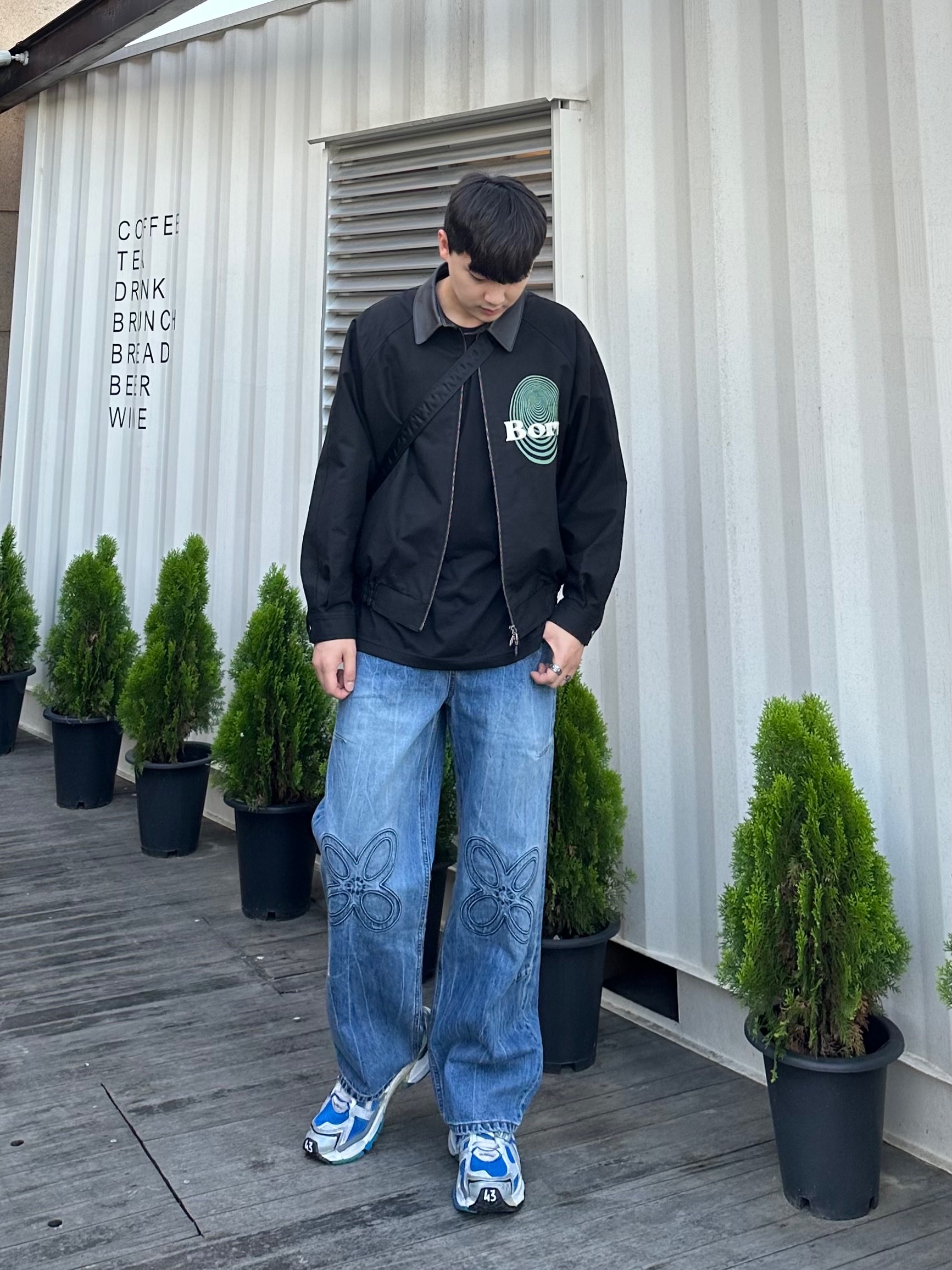 Balenciaga Runner Sneakers Blue White, Porter Tanker Shoulder Bag S Black 착용 스타일 - 2