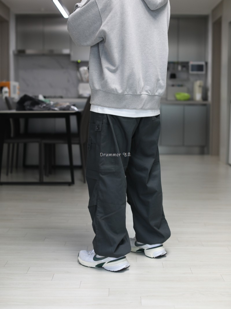 Nike V2K Run White Fir 착용 스타일 - 4