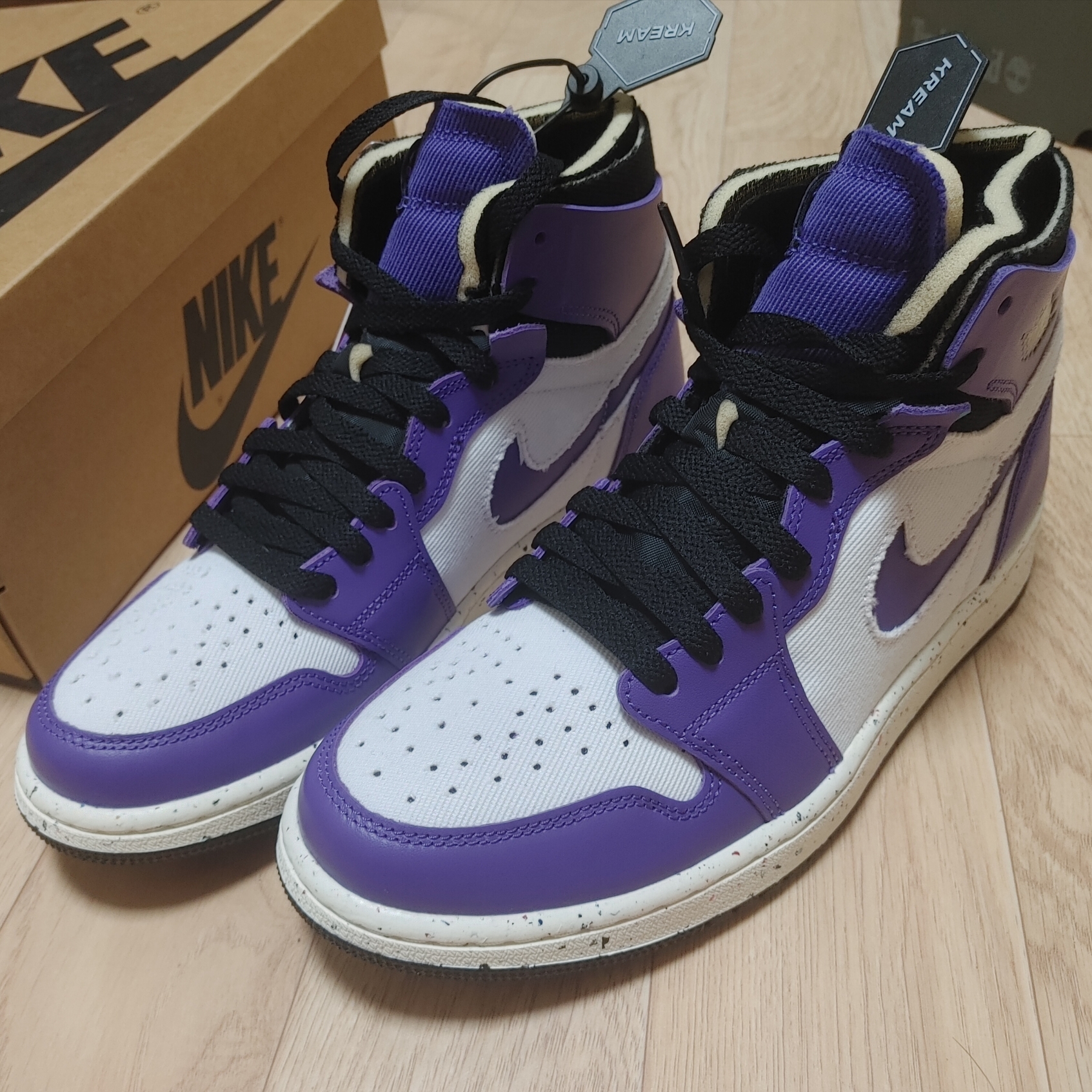 Jordan 1 Zoom Air CMFT Dark Iris 착용 스타일