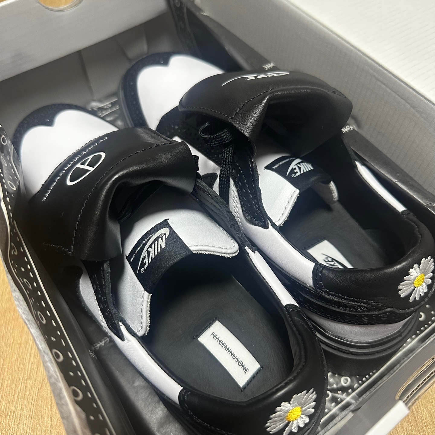 Nike x Peaceminusone Kwondo1 Black and White 착용 스타일