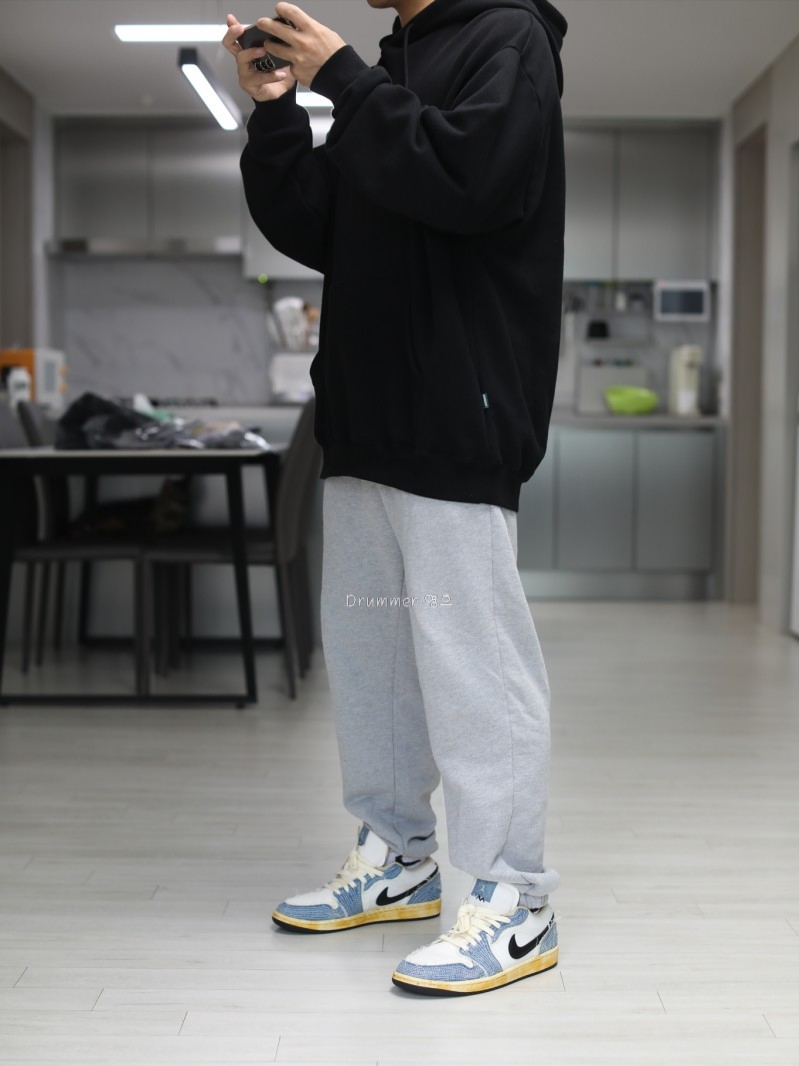 Jordan 1 Low World Make Japan 착용 스타일