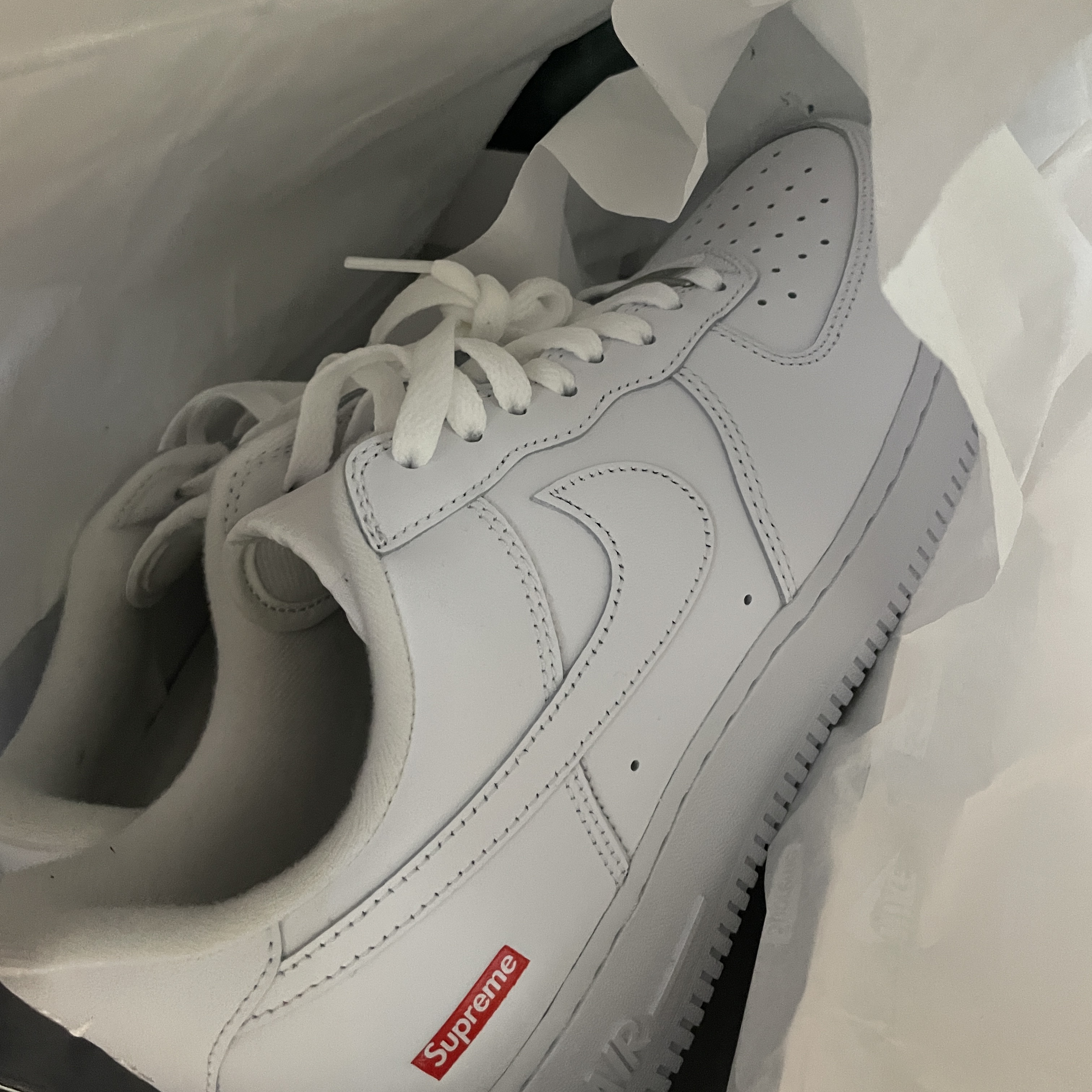 Jordan 1 Retro High OG Black Mocha, Jordan 1 Retro Low OG Black Toe 착용 스타일 - 3