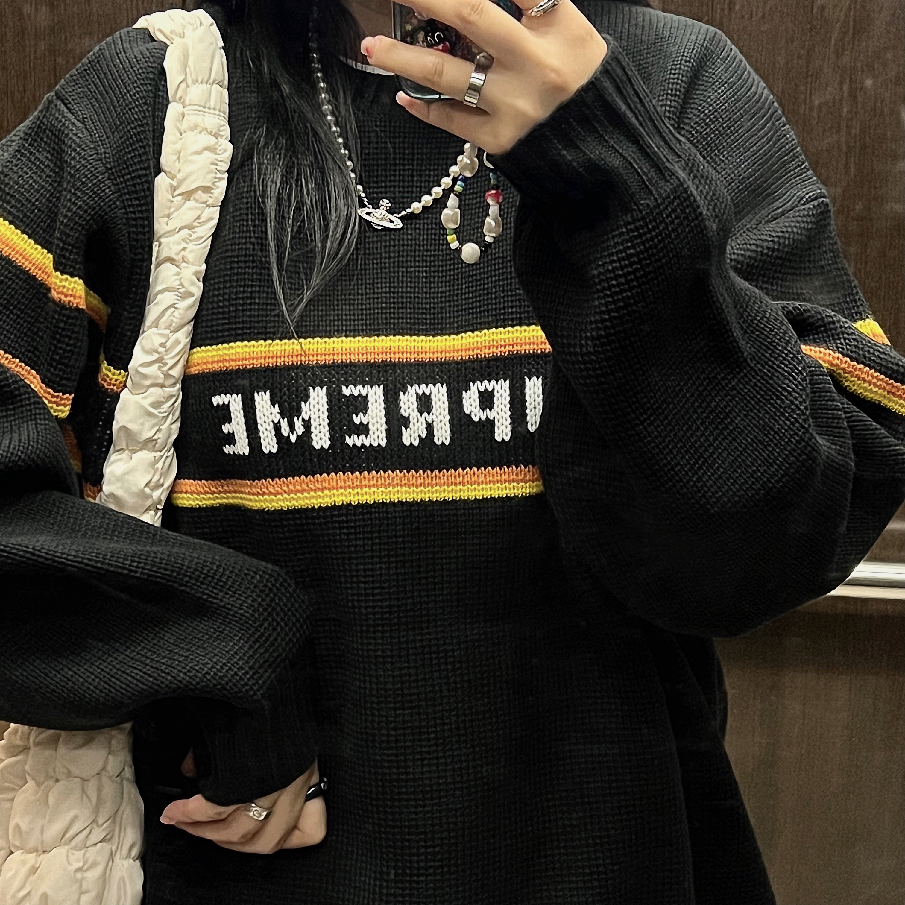Supreme Chest Stripe Sweater Black - 23FW 착용 스타일