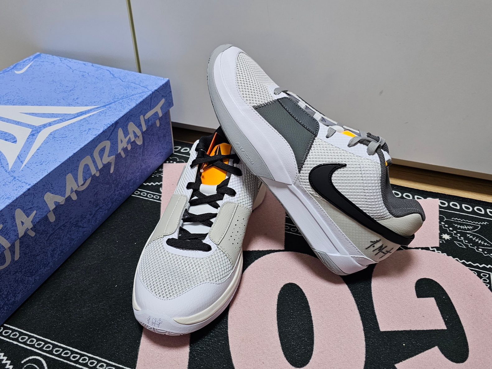 Nike Ja 1 EP Light Smoke Grey 착용 스타일 - 2