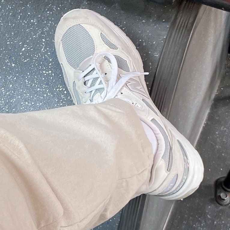 New Balance 992 Made in USA White Silver 착용 스타일