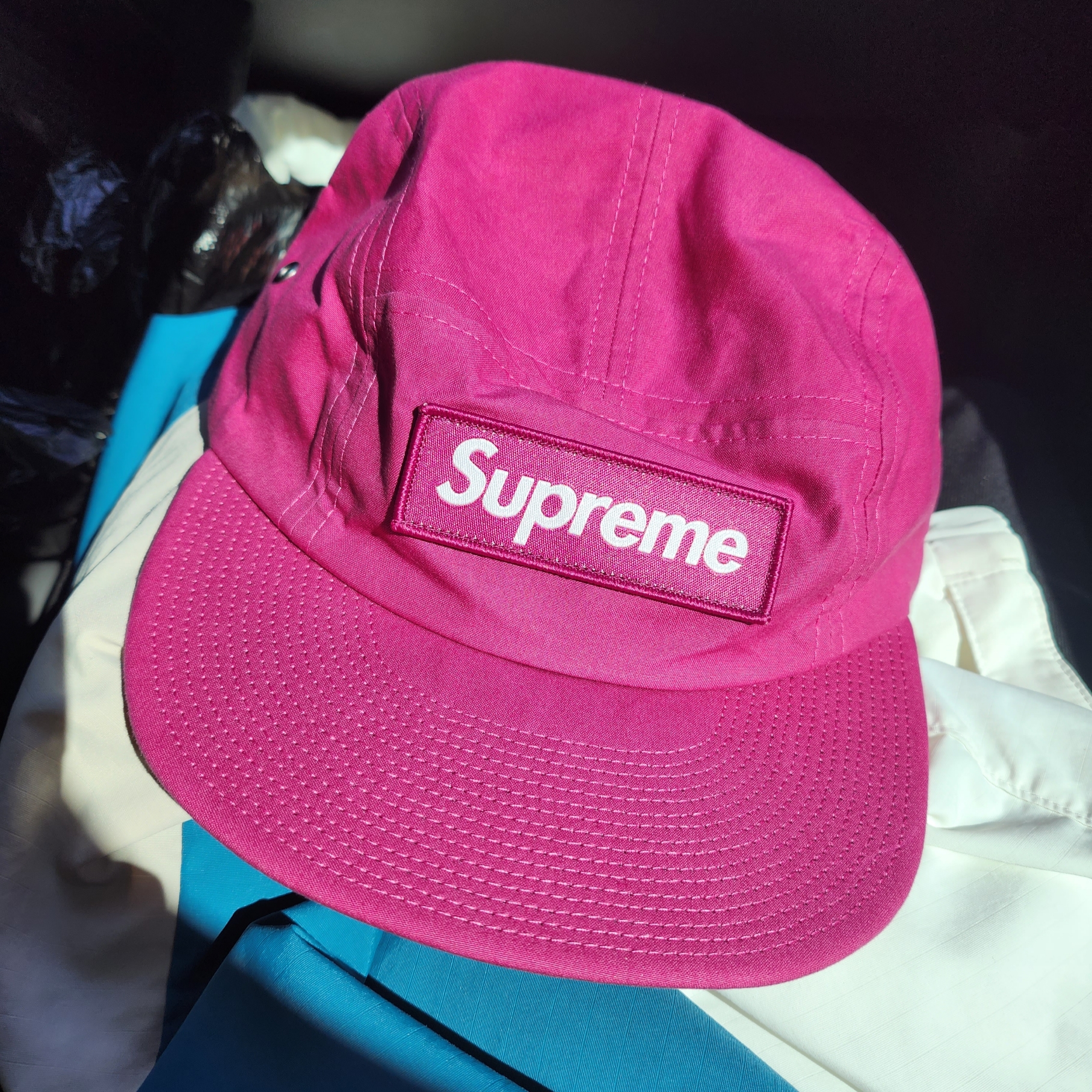 Supreme Waxed Cotton Camp Cap Magenta - 23FW 착용 스타일