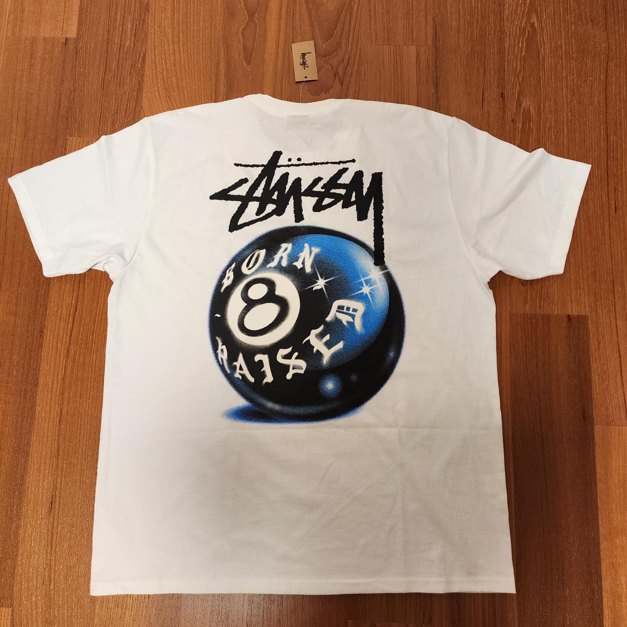 Stussy x Born X Raised 8 Ball T-Shirt White 착용 스타일 - 2