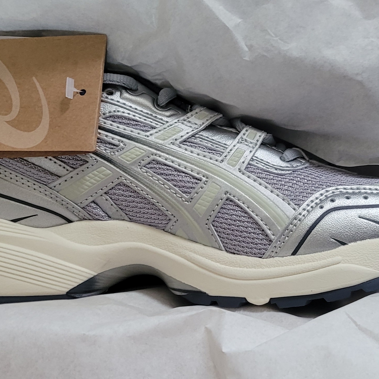 Asics Gel-1090 Piedmont Grey 착용 스타일