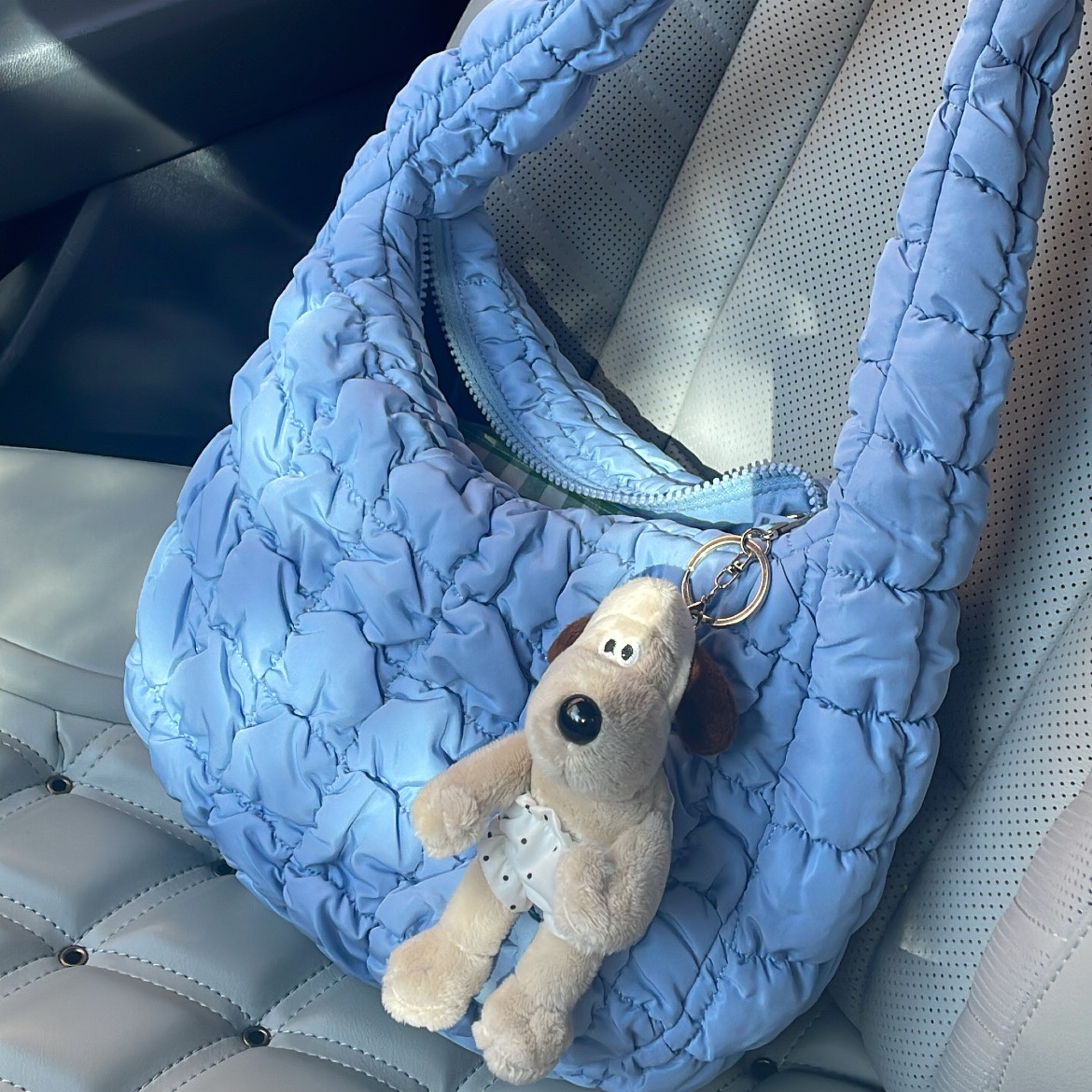 COS Quilted Mini Bag Light Blue 착용 스타일