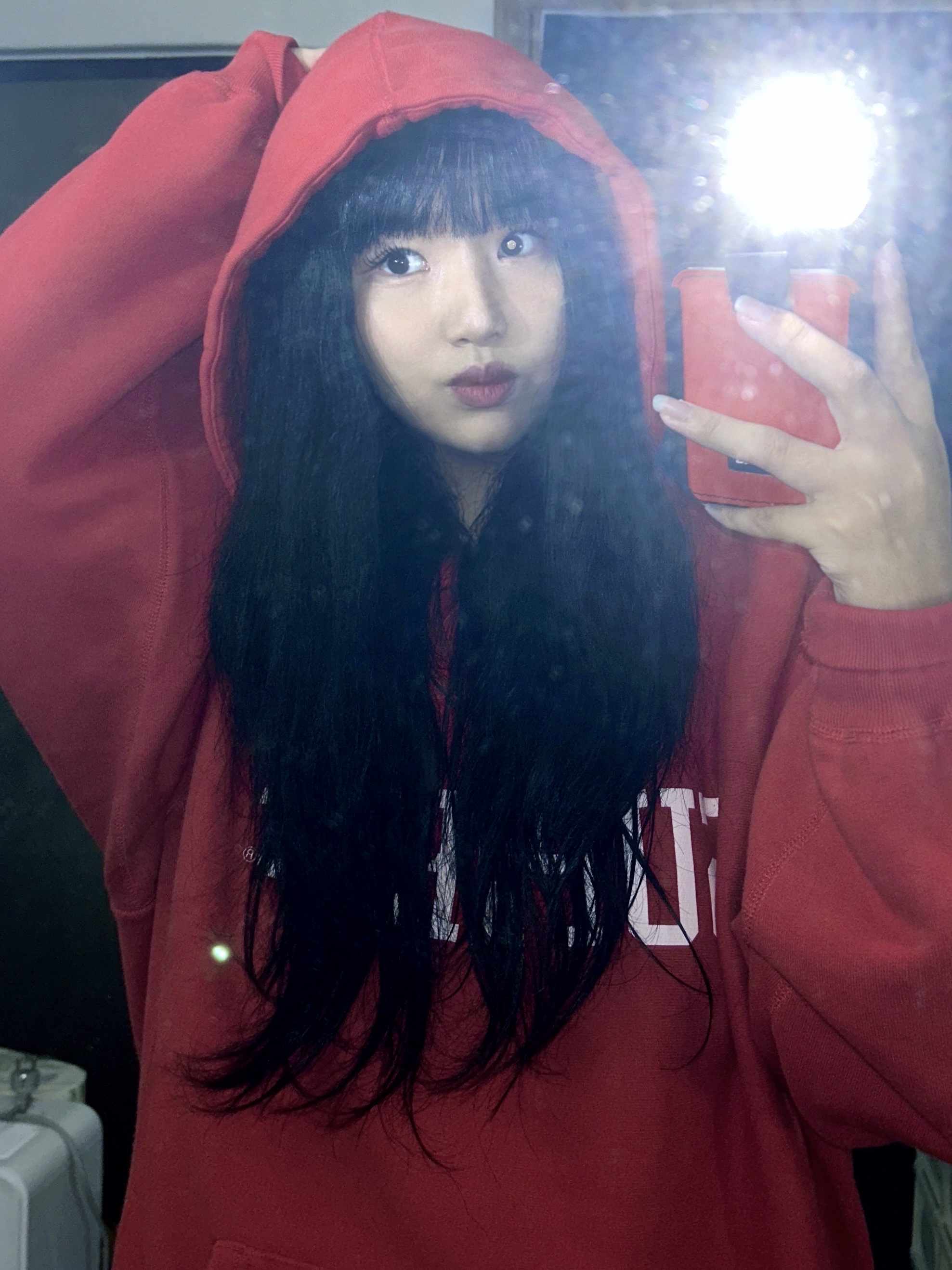 Supreme Varsity Hooded Sweatshirt Red - 23FW 착용 스타일 - 2