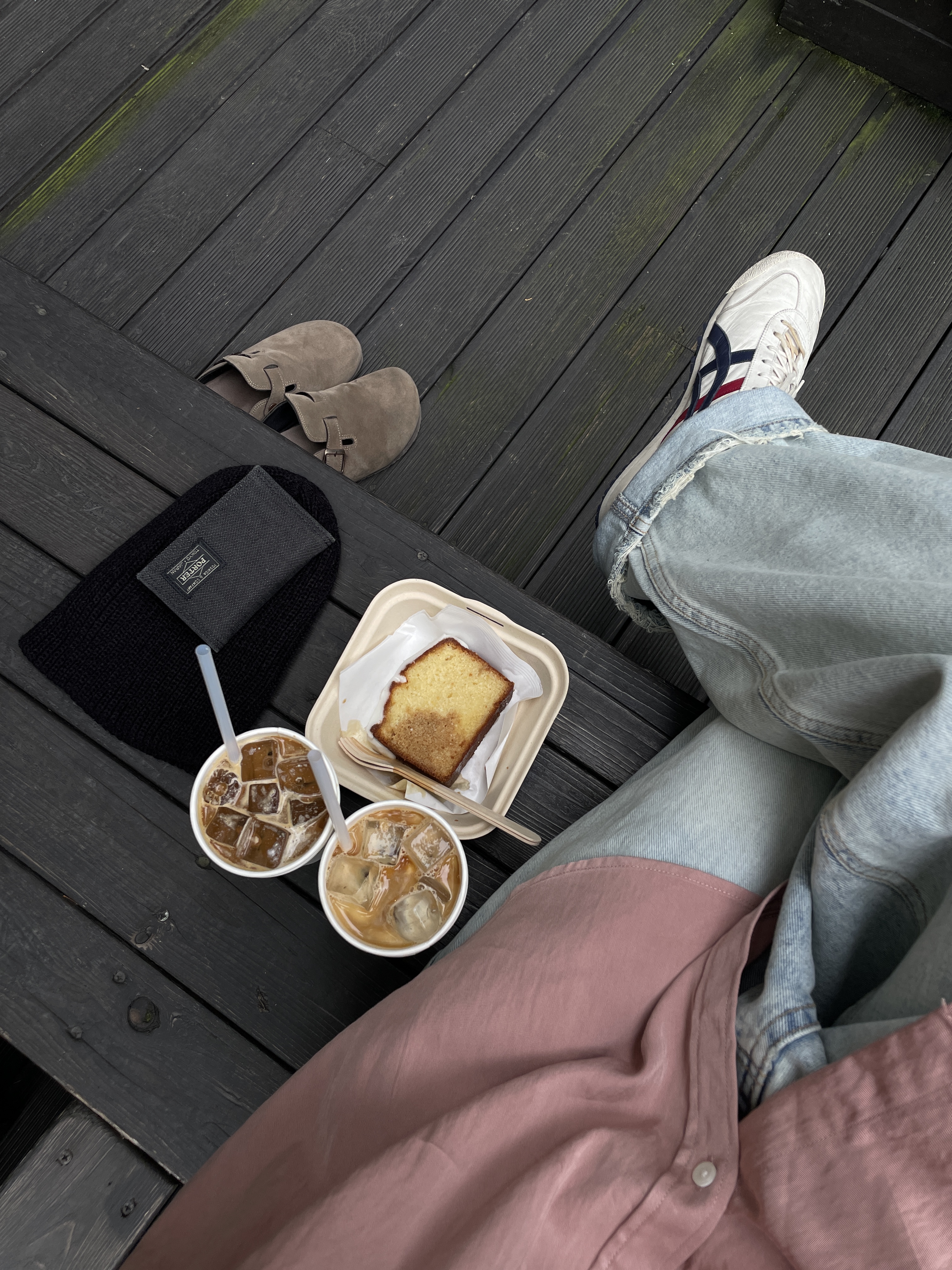 Onitsuka Tiger Mexico 66 SD Cream Peacoat, Maison Margiela Bovine Leather Bi-Fold Wallet Black 착용 스타일 - 1