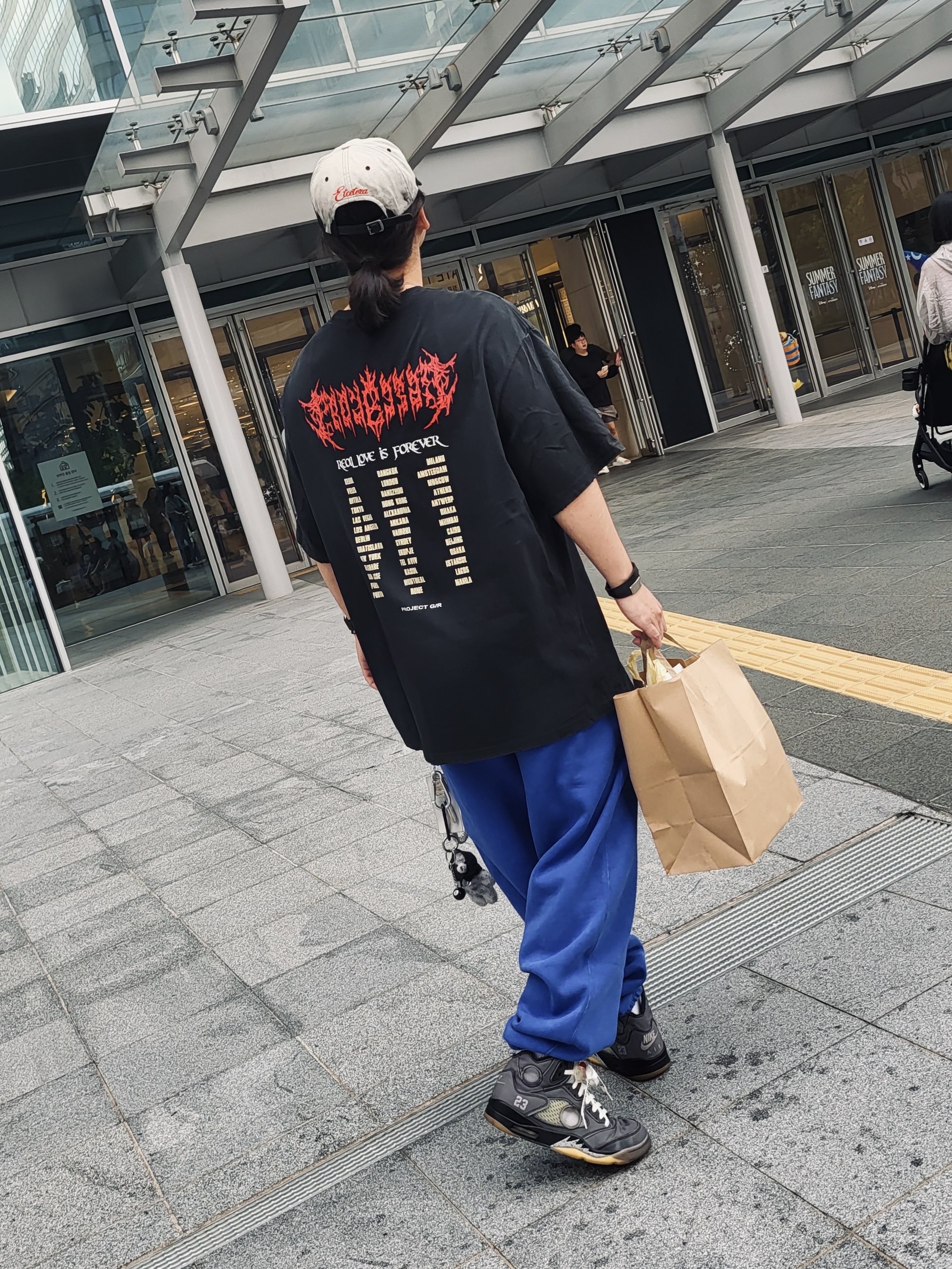 ETCE Fadeout Cap Black, Project G/R Crow Worldtour T-Shirt Washed Black 착용 스타일 - 4