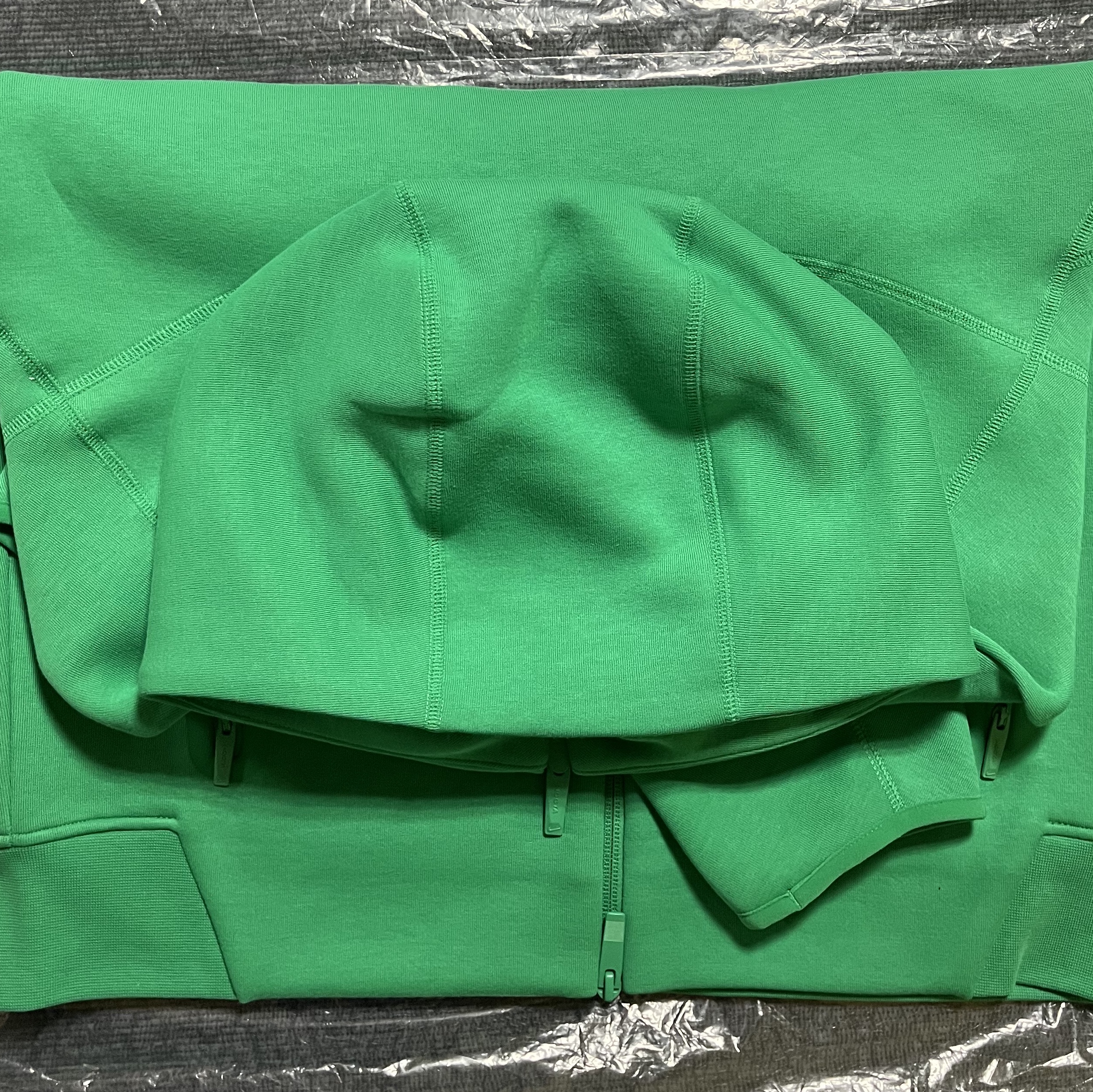 Nike x Drake Nocta Tech Fleece Hoodie Stadium Green (FD8453-324) 착용 스타일