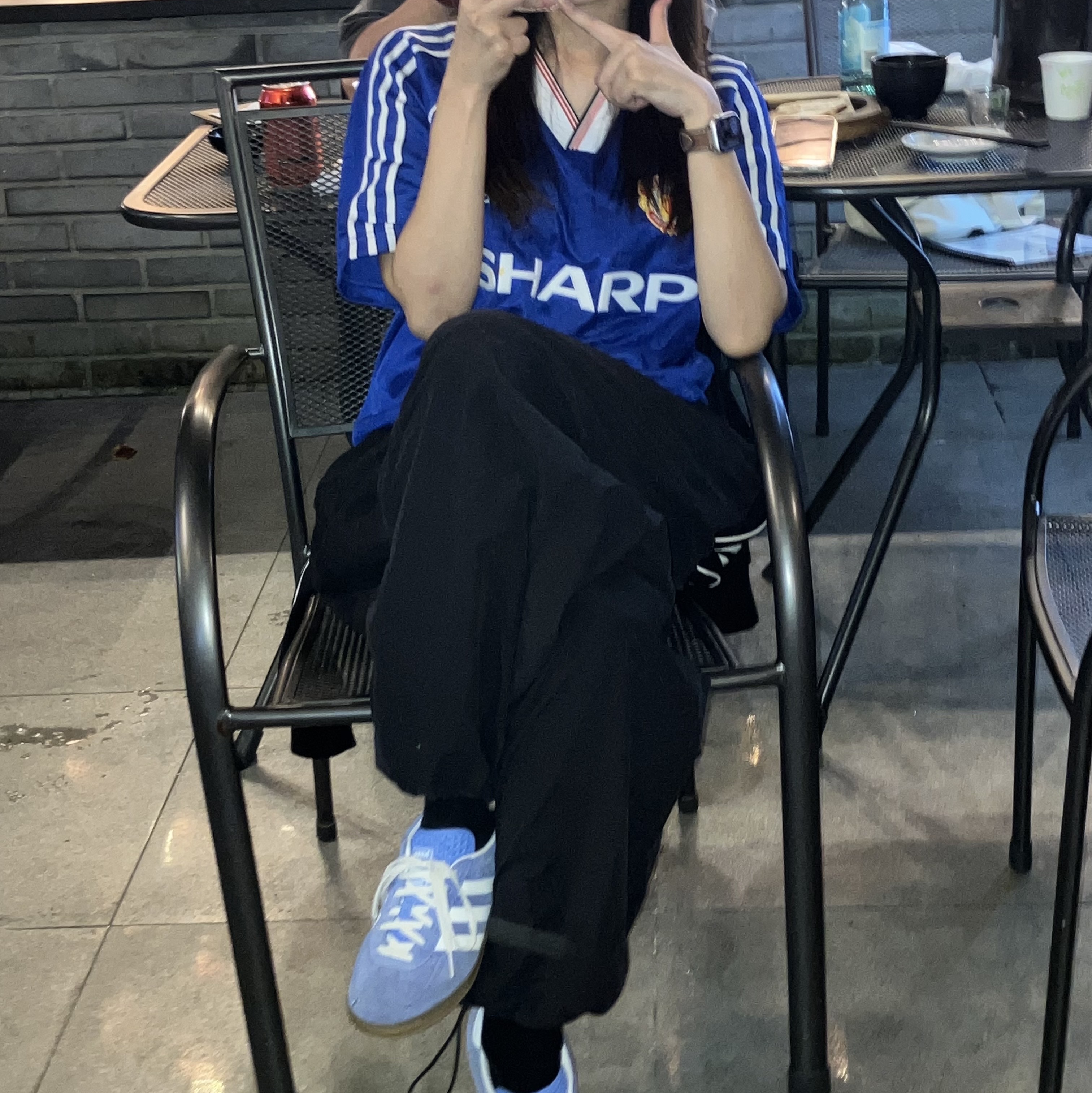 Adidas Manchester United 1988/90 Jersey Collegiate Royal - US Sizing 착용 스타일