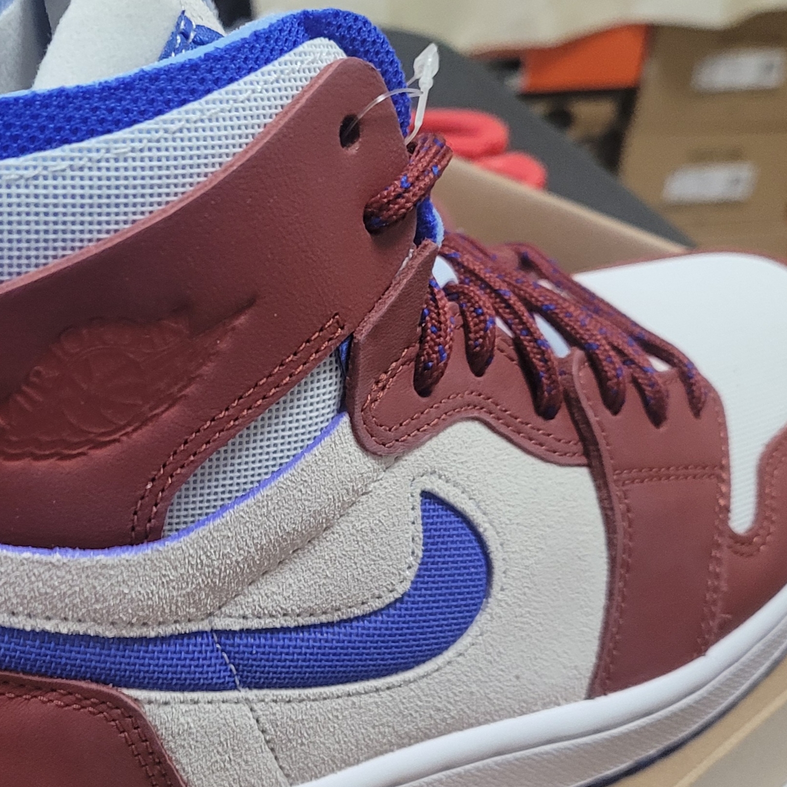 (W) Jordan 1 Zoom Air CMFT Team Red 착용 스타일