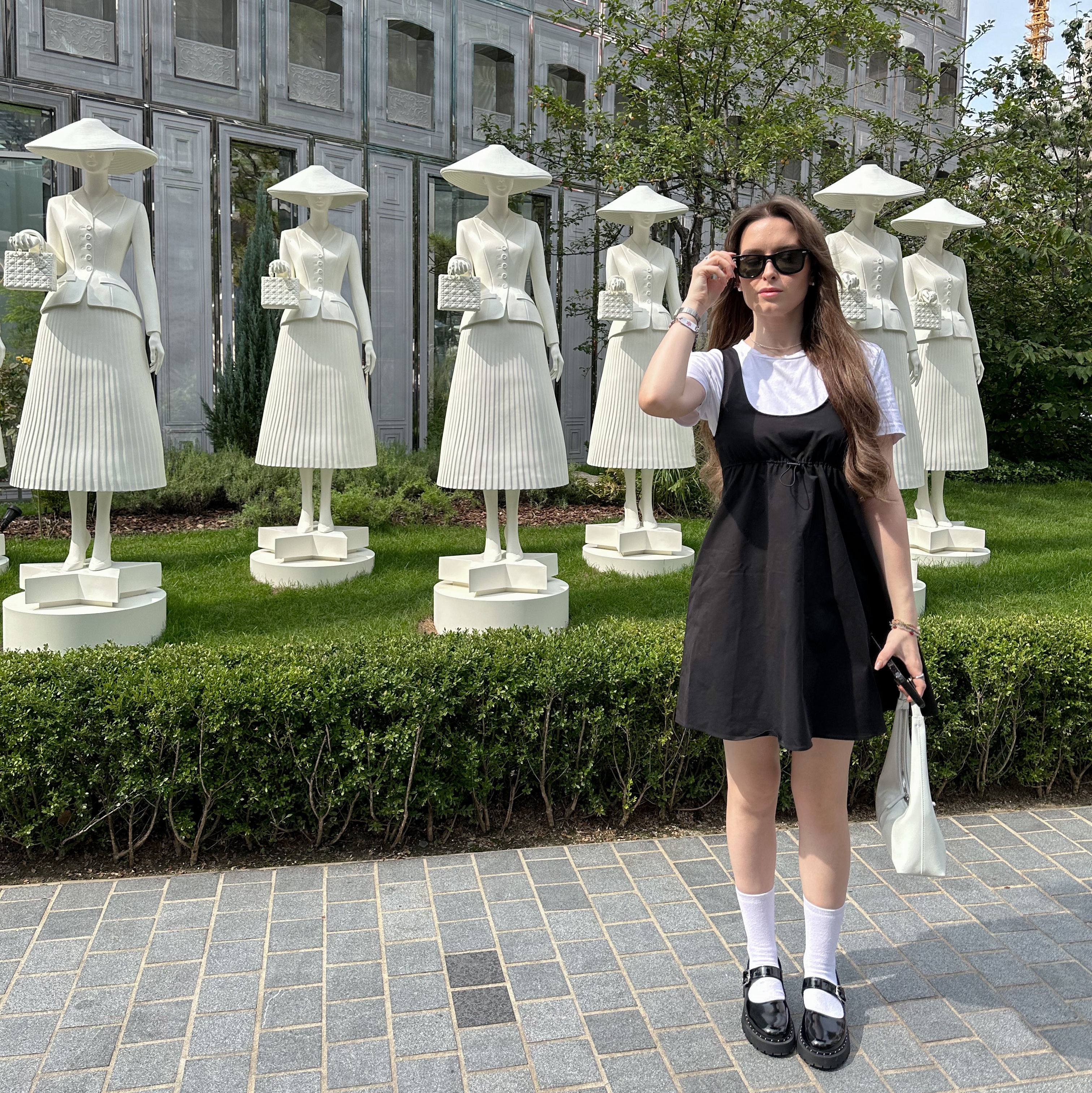 (W) Zara Poplin Mini Dress Black 착용 스타일