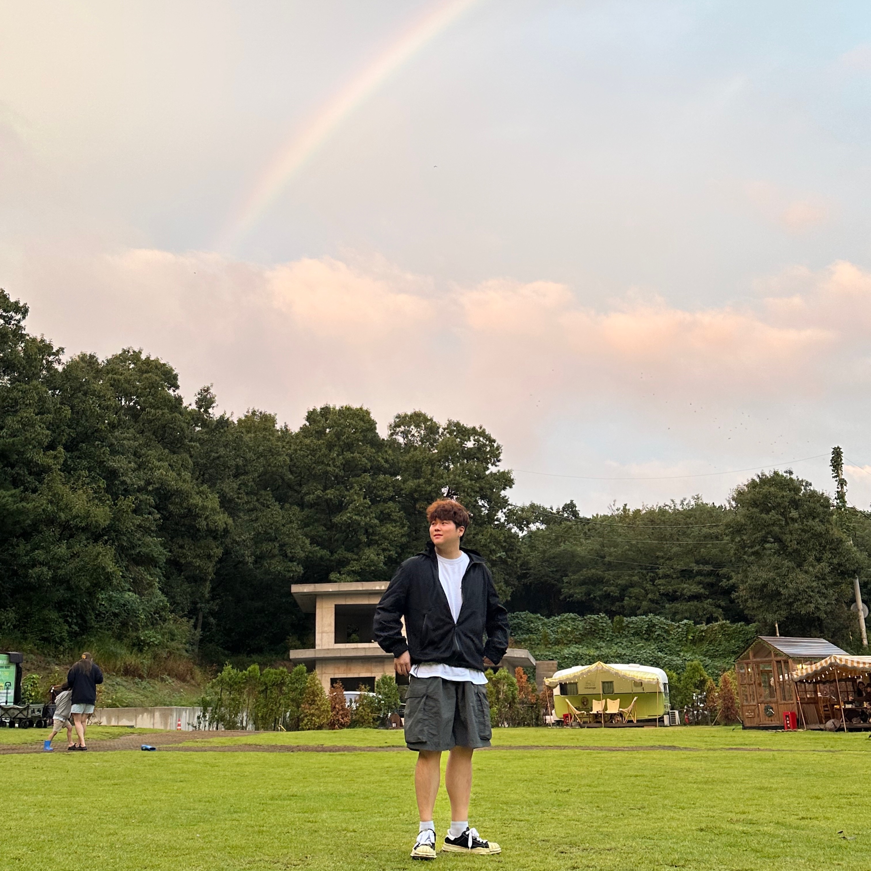 Maison Mihara Yasuhiro Blakey VL OG Sole Canvas Low-top Sneakers Black 착용 스타일 - 1