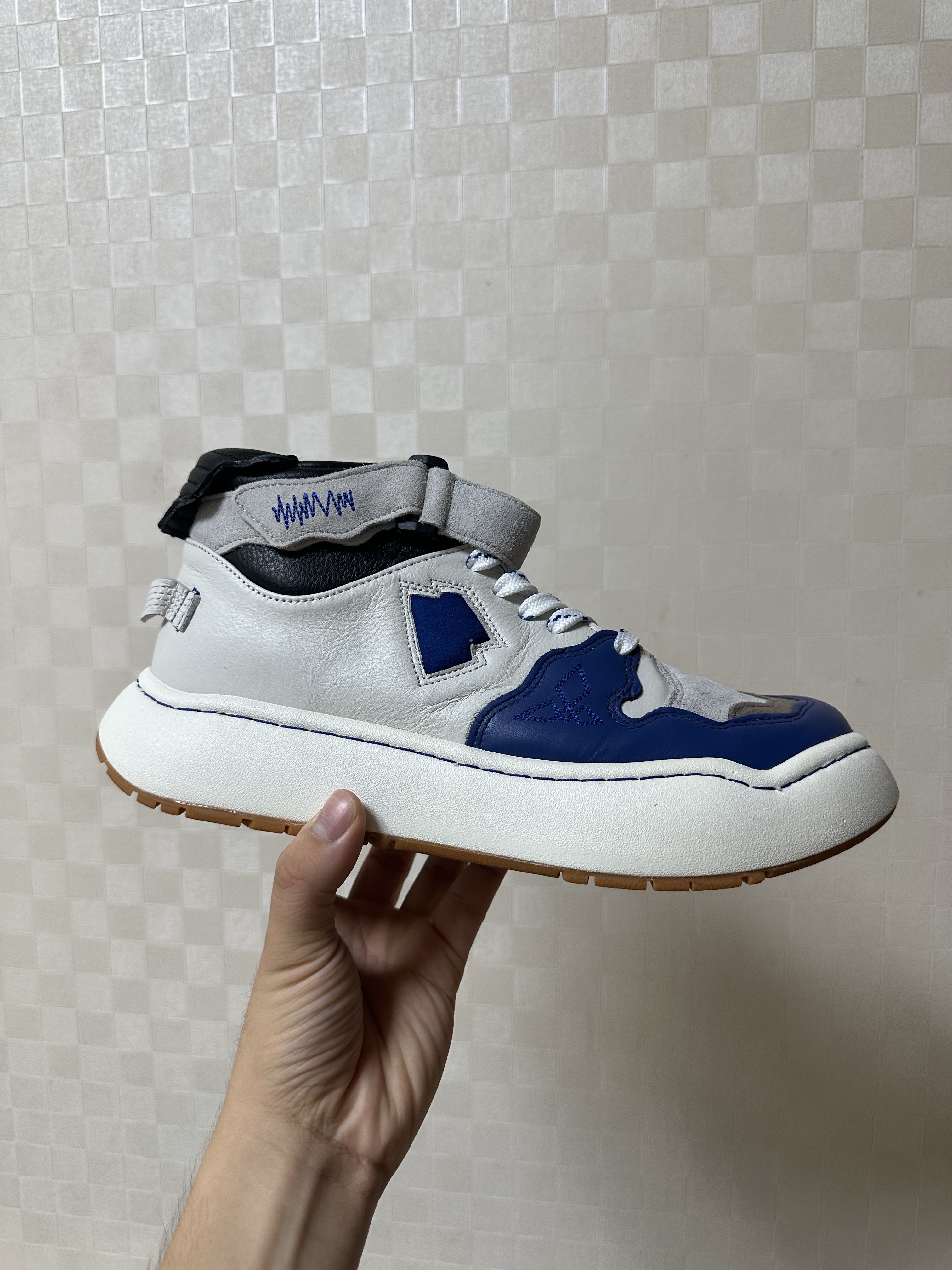 Ader Error Log; Khalif Blue 착용 스타일