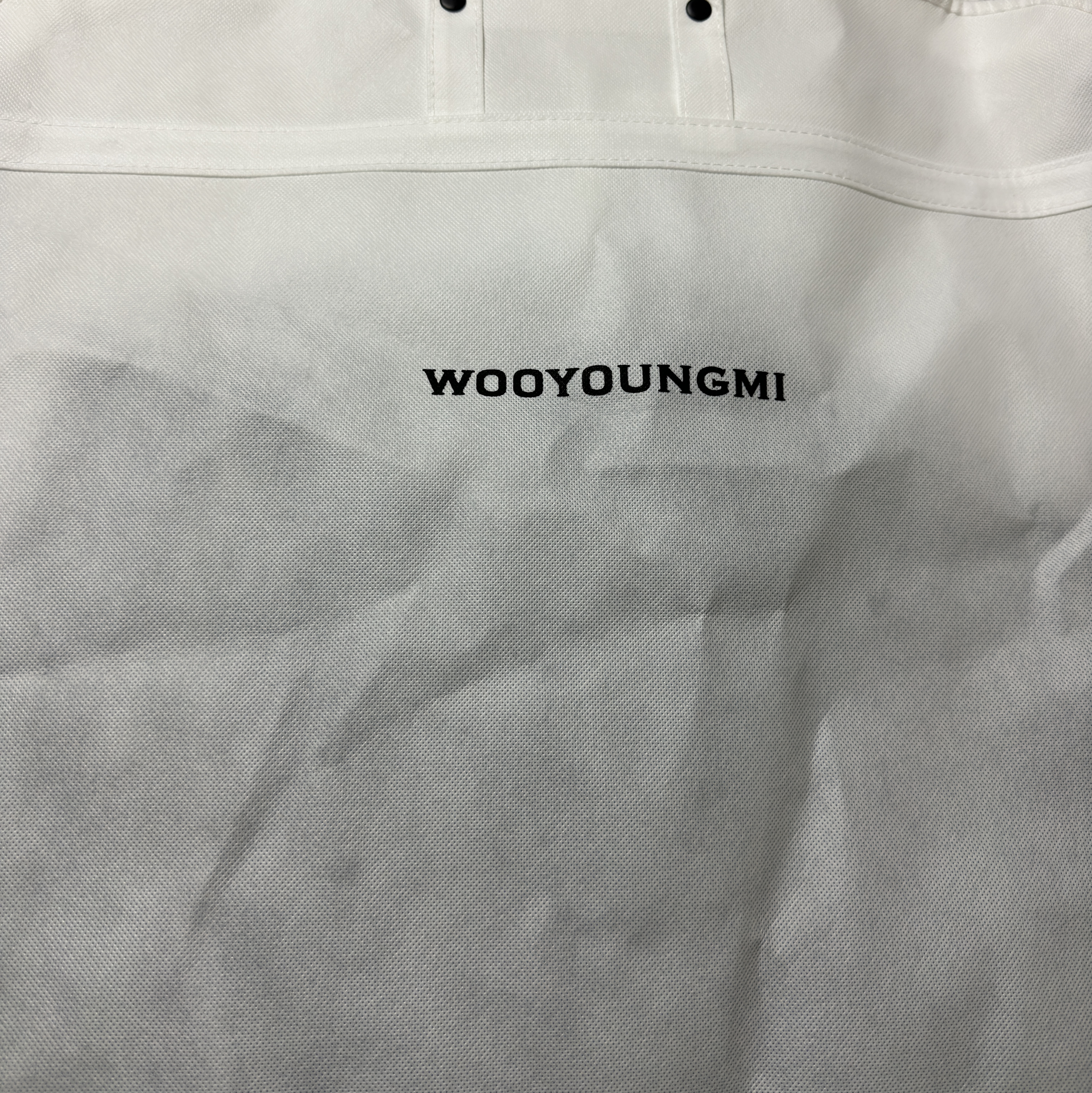 Wooyoungmi Denim Back Logo Shirt Black - 23SS 착용 스타일 - 1