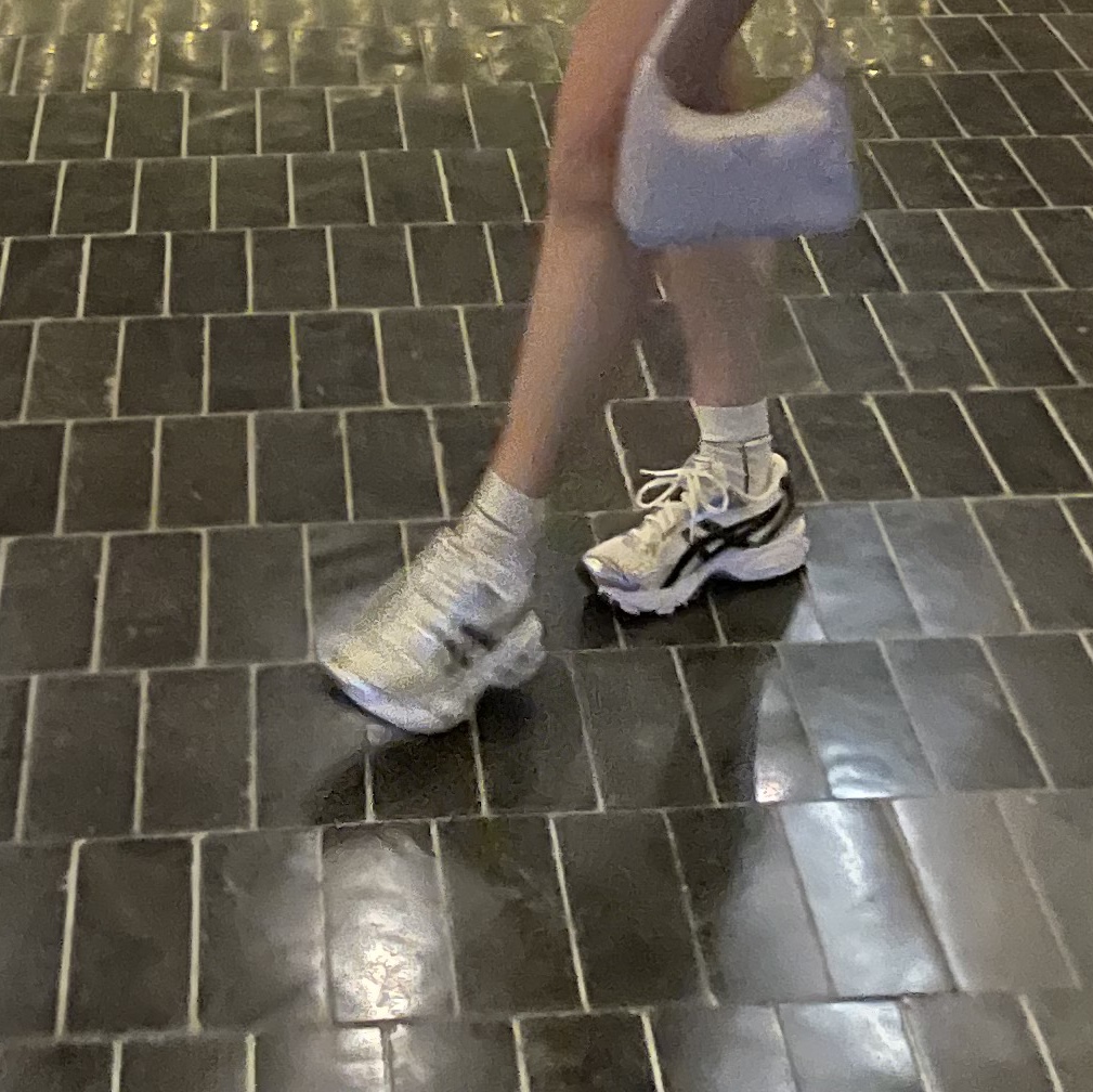 Asics Gel-Kayano 14 Cream Black 착용 스타일