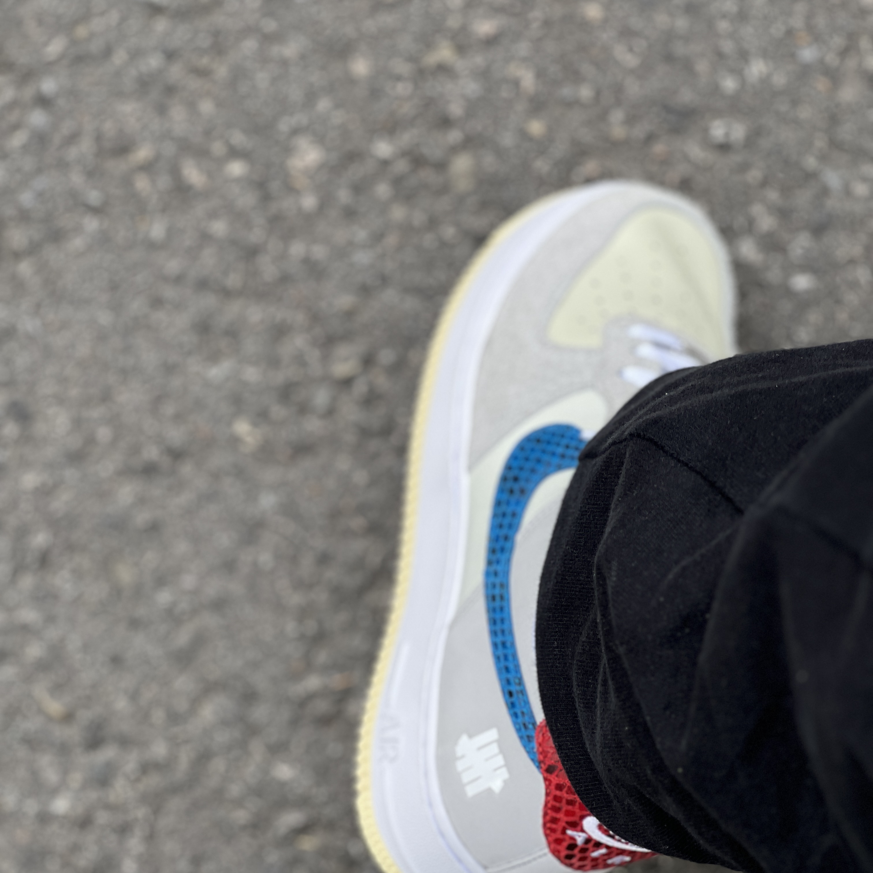 Nike x Undefeated Air Force 1 Low SP 5 On It 착용 스타일 - 1