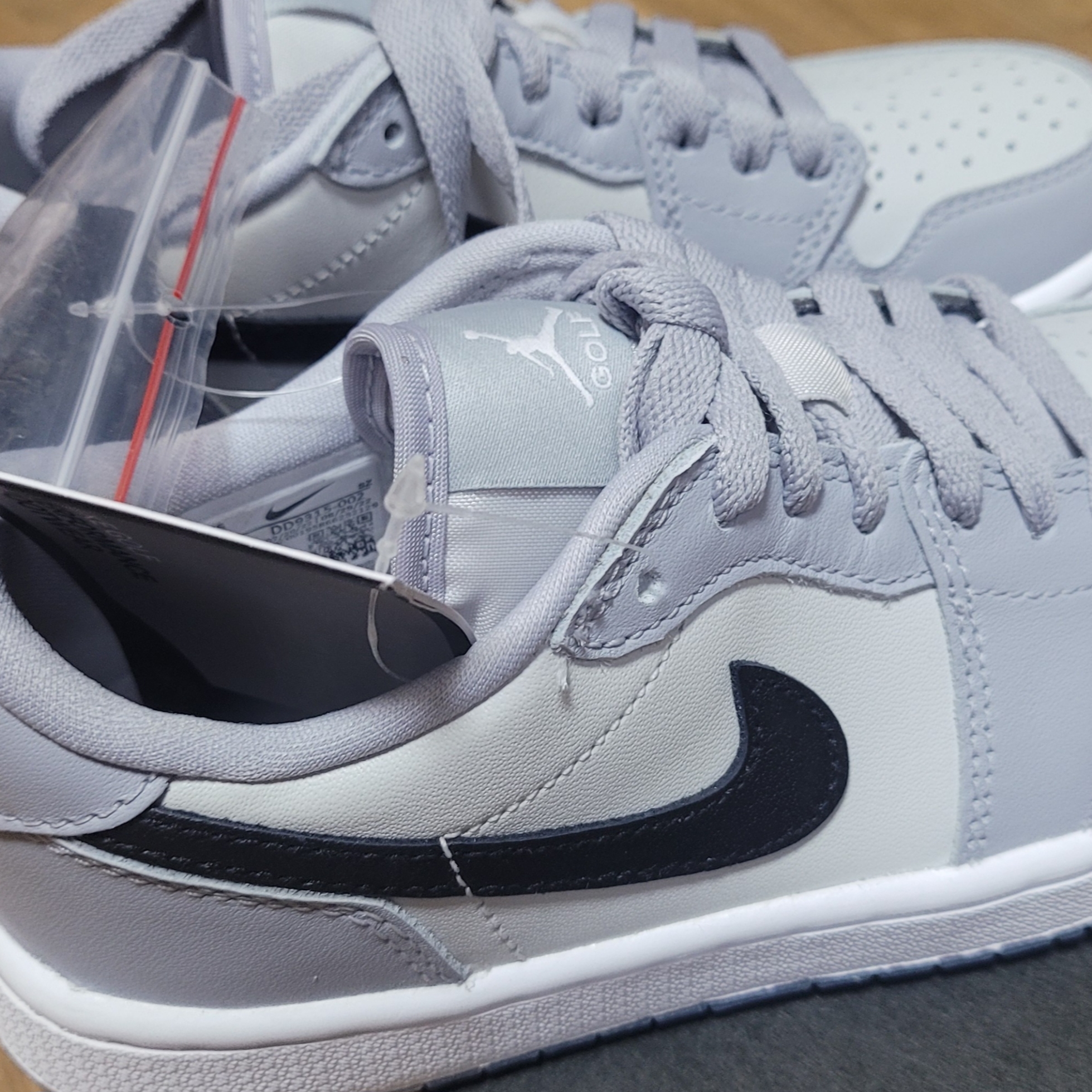 Jordan 1 Low Golf Wolf Grey 착용 스타일