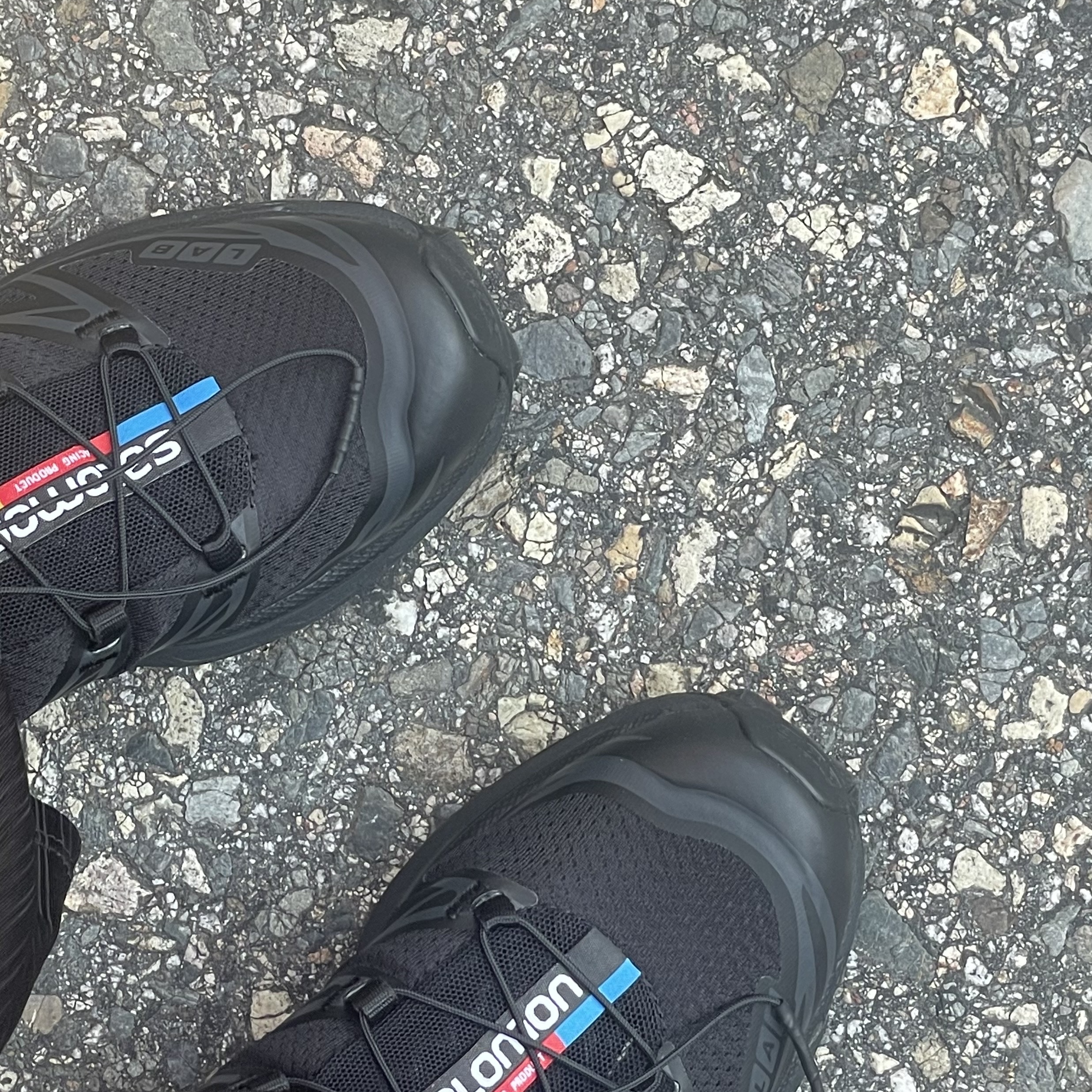 Salomon XT-6 ADV Black 착용 스타일