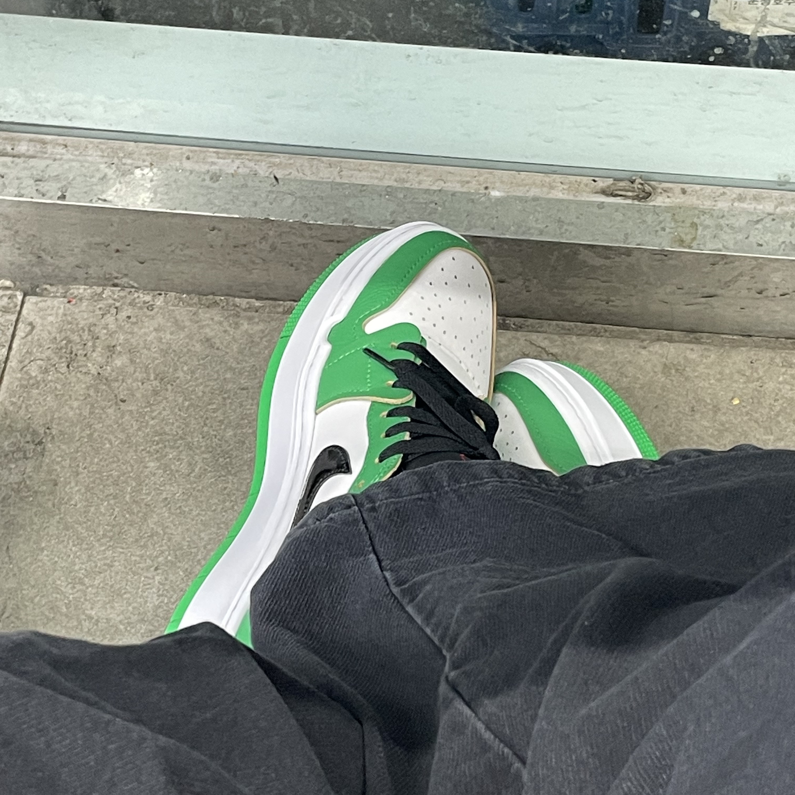 (W) Jordan 1 Elevate Low SE Lucky Green 착용 스타일