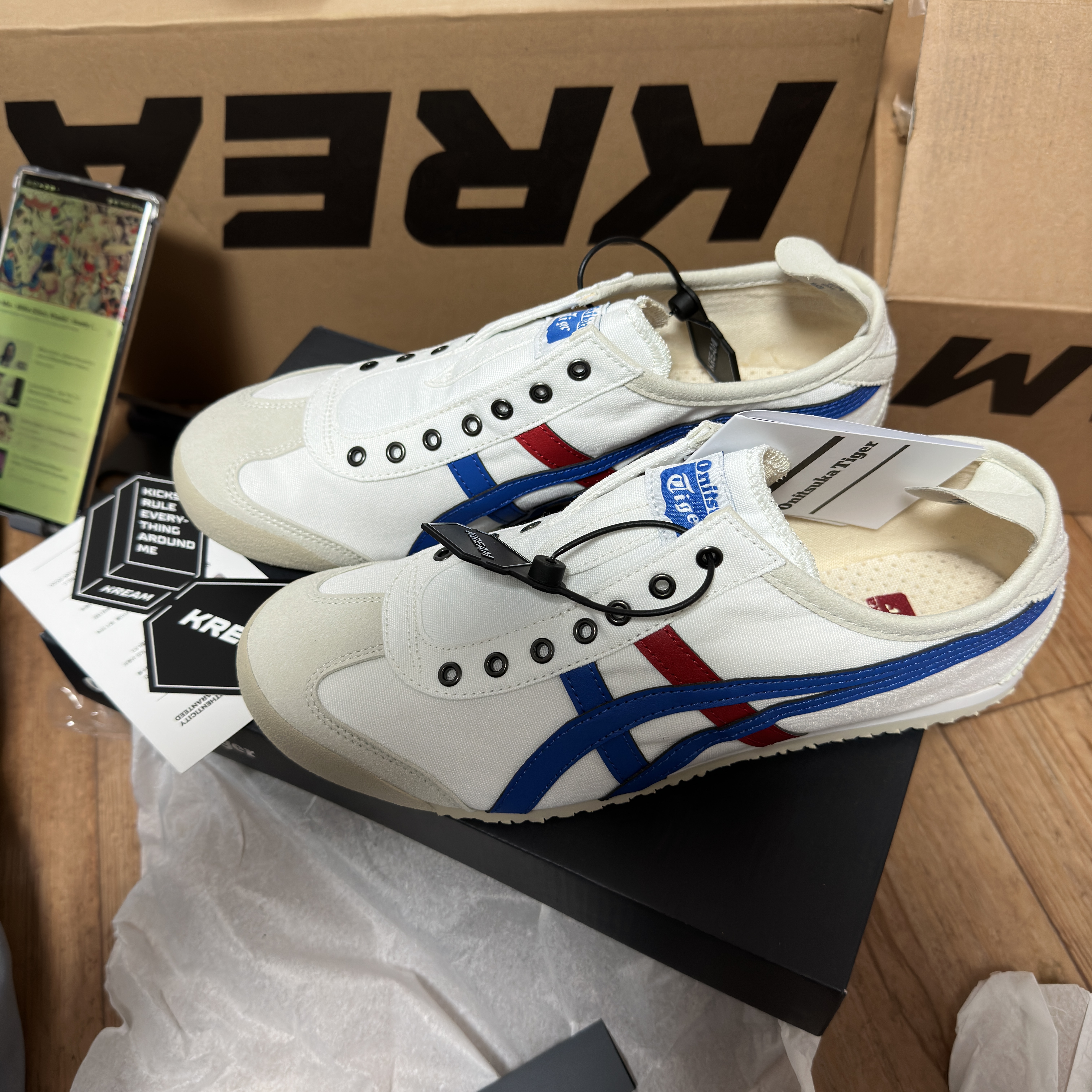 Onitsuka Tiger Mexico 66 Slip-On White Tricolor 착용 스타일