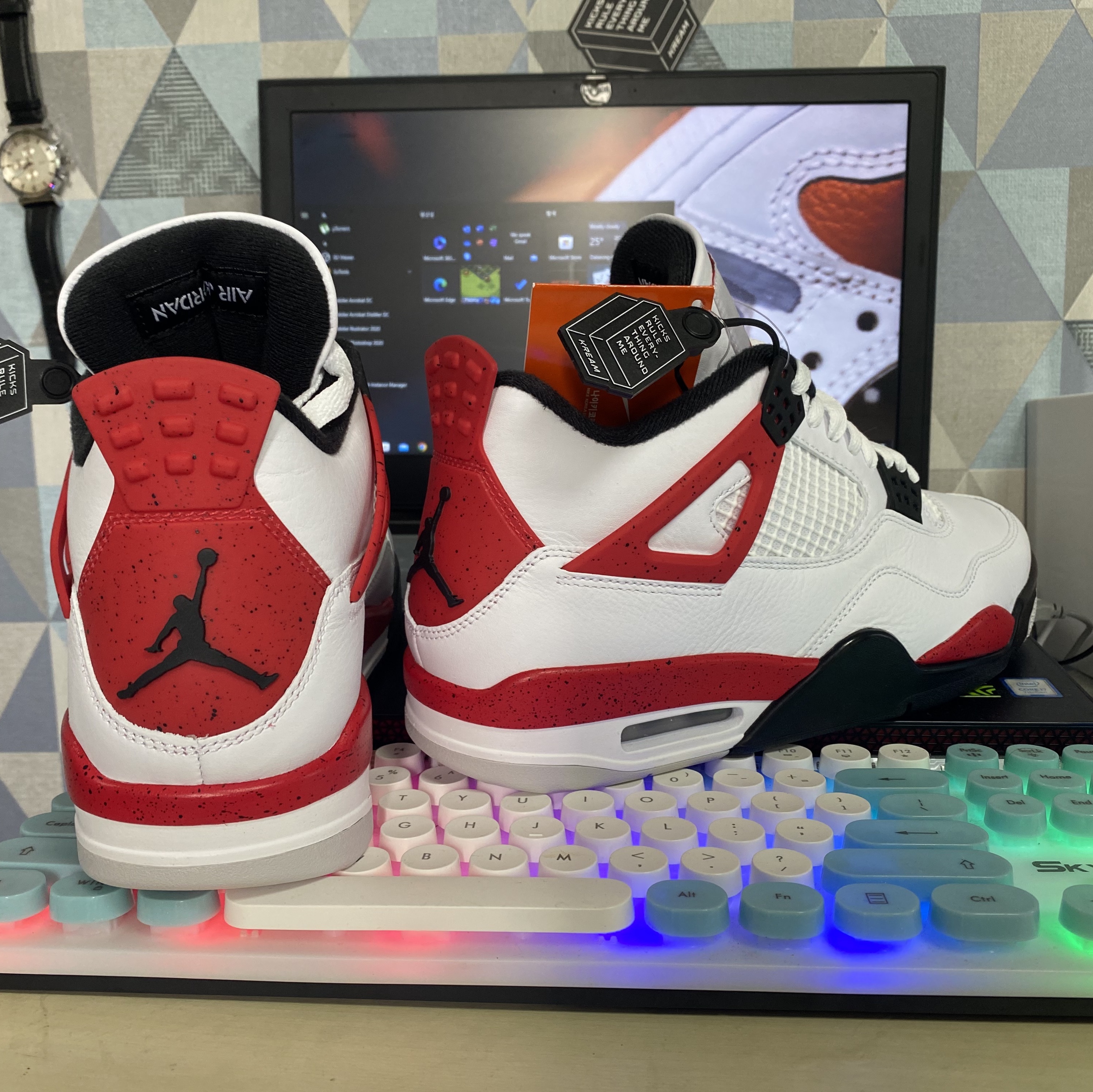 Jordan 4 Retro Red Cement, Jordan 4 Retro OG Fire Red 2020 착용 스타일 - 2