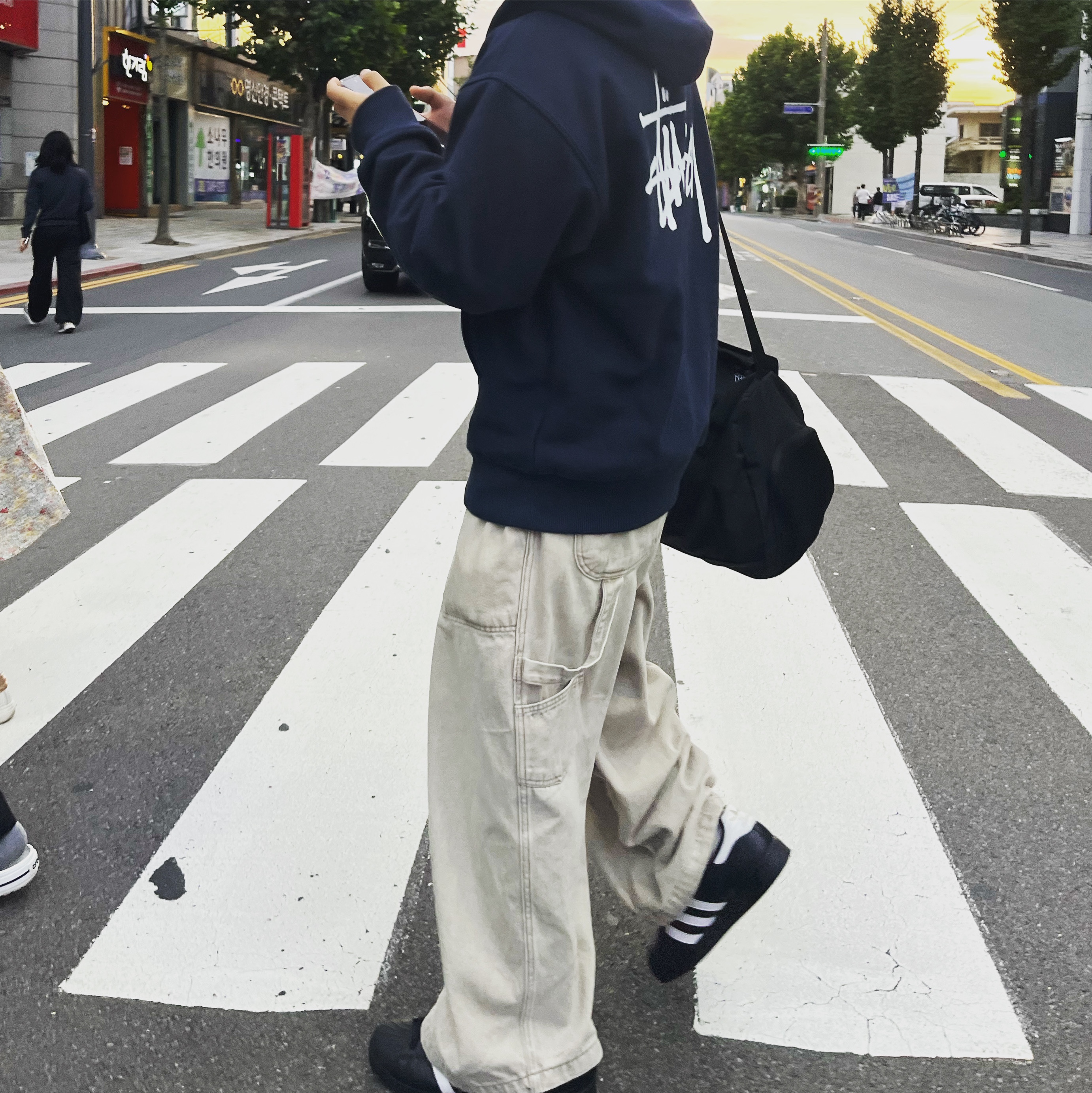 Stussy Basic Stussy Zip Hoodie Navy 2023, Adidas Superstar Foundation Black White 착용 스타일