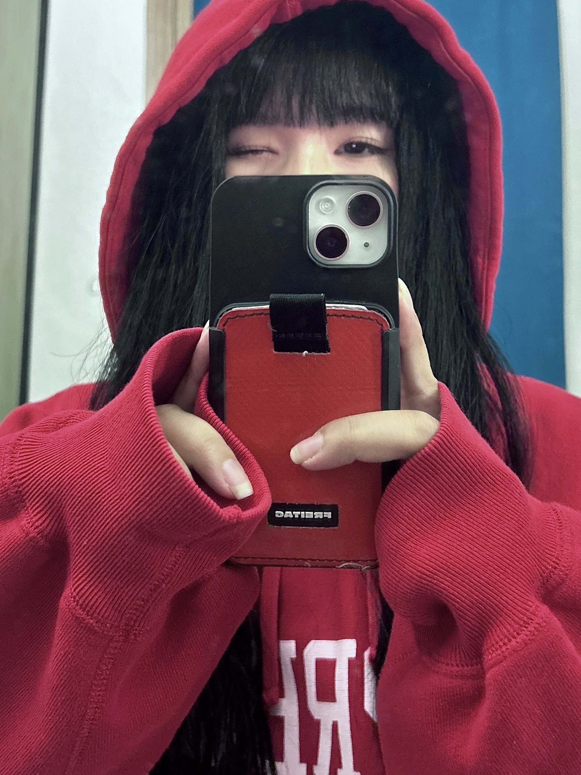 Supreme Varsity Hooded Sweatshirt Red - 23FW 착용 스타일 - 3