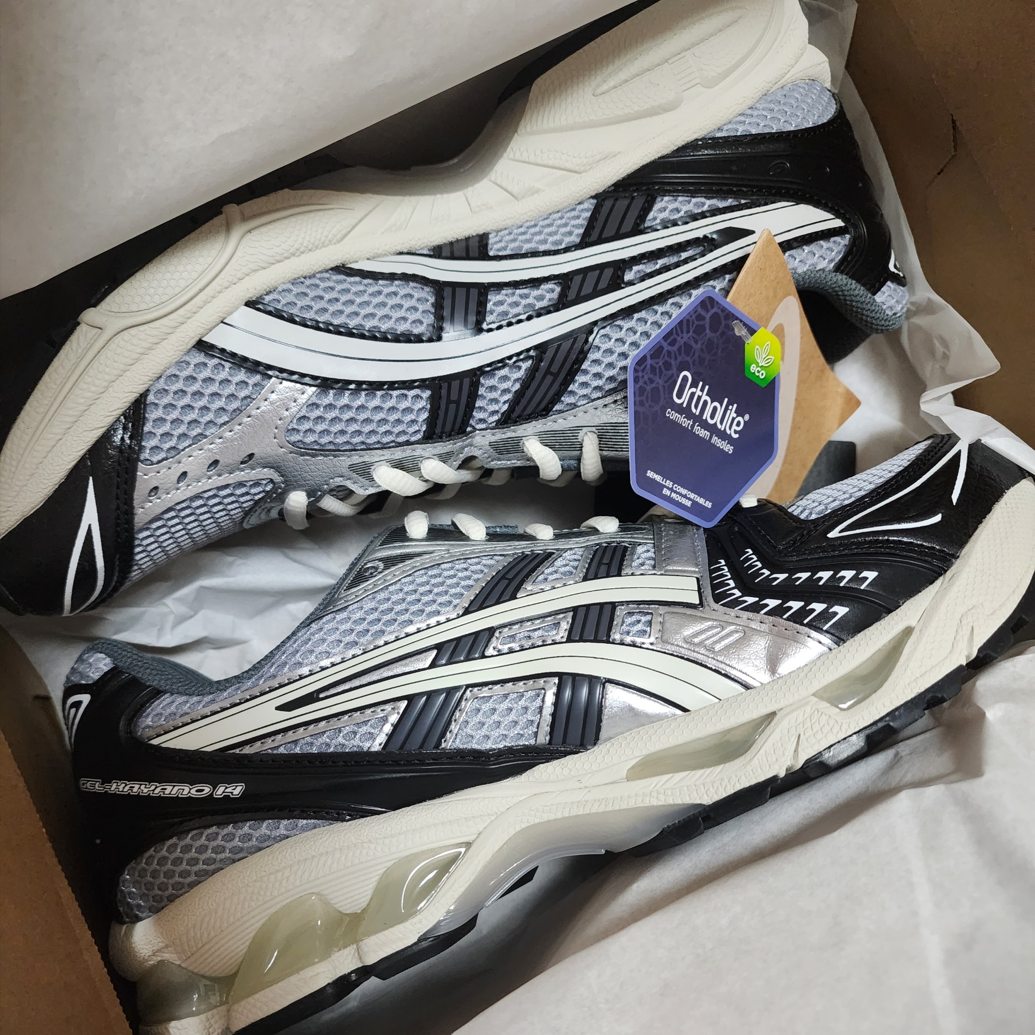 Asics Gel-Kayano 14 Black Glacier Grey 착용 스타일 - 1