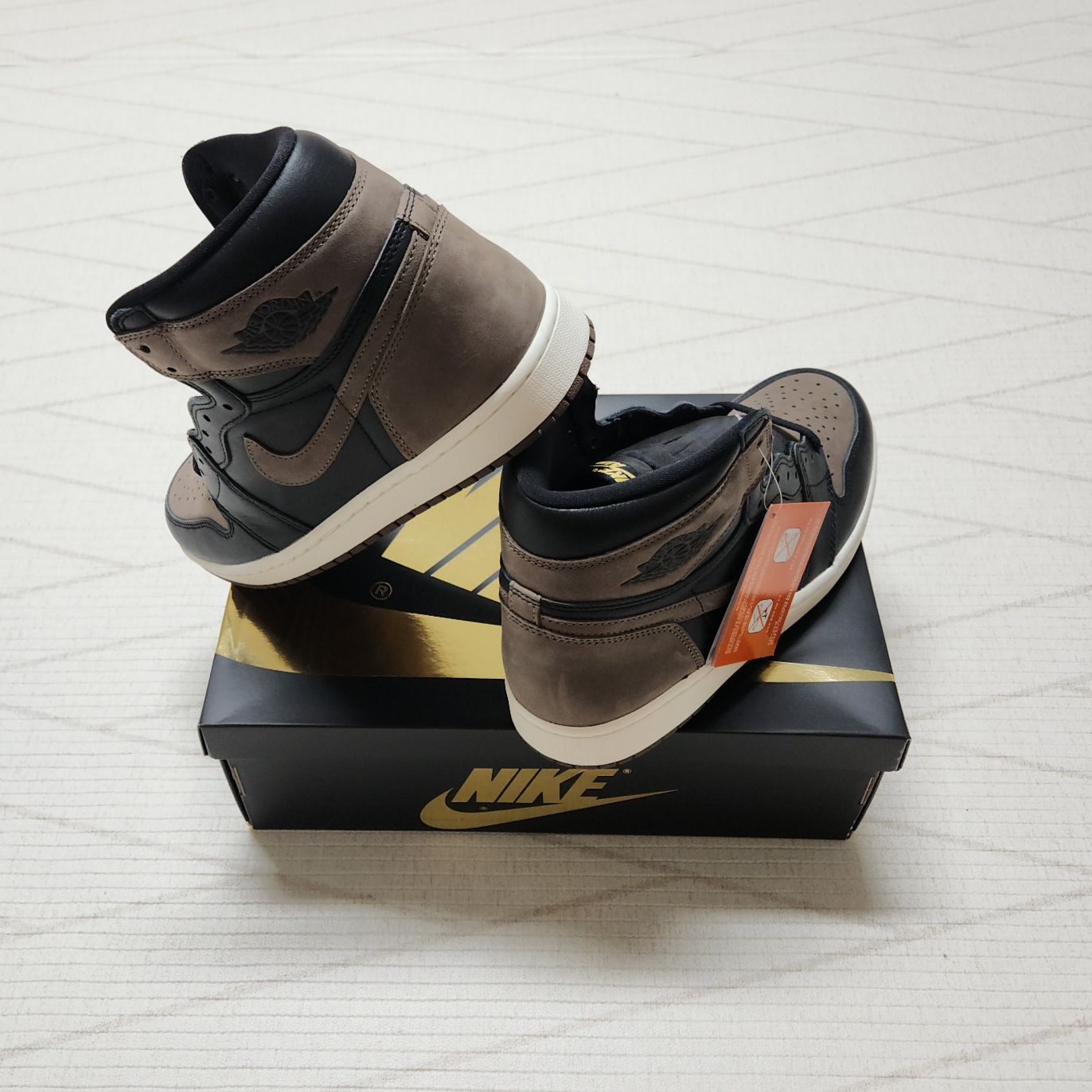 Jordan 1 Retro High OG Palomino 착용 스타일 - 3