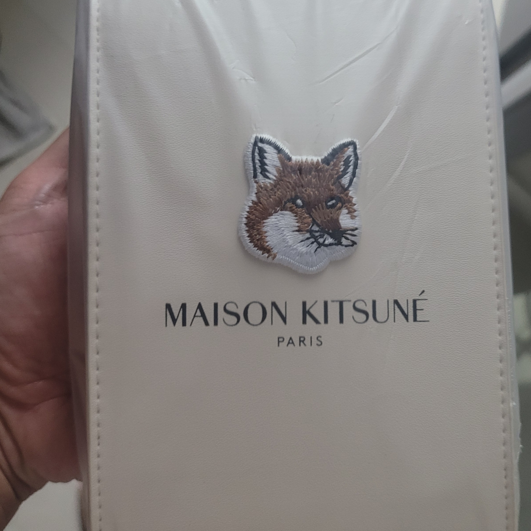Maison Kitsune x Laneige Crossbody Bag 착용 스타일
