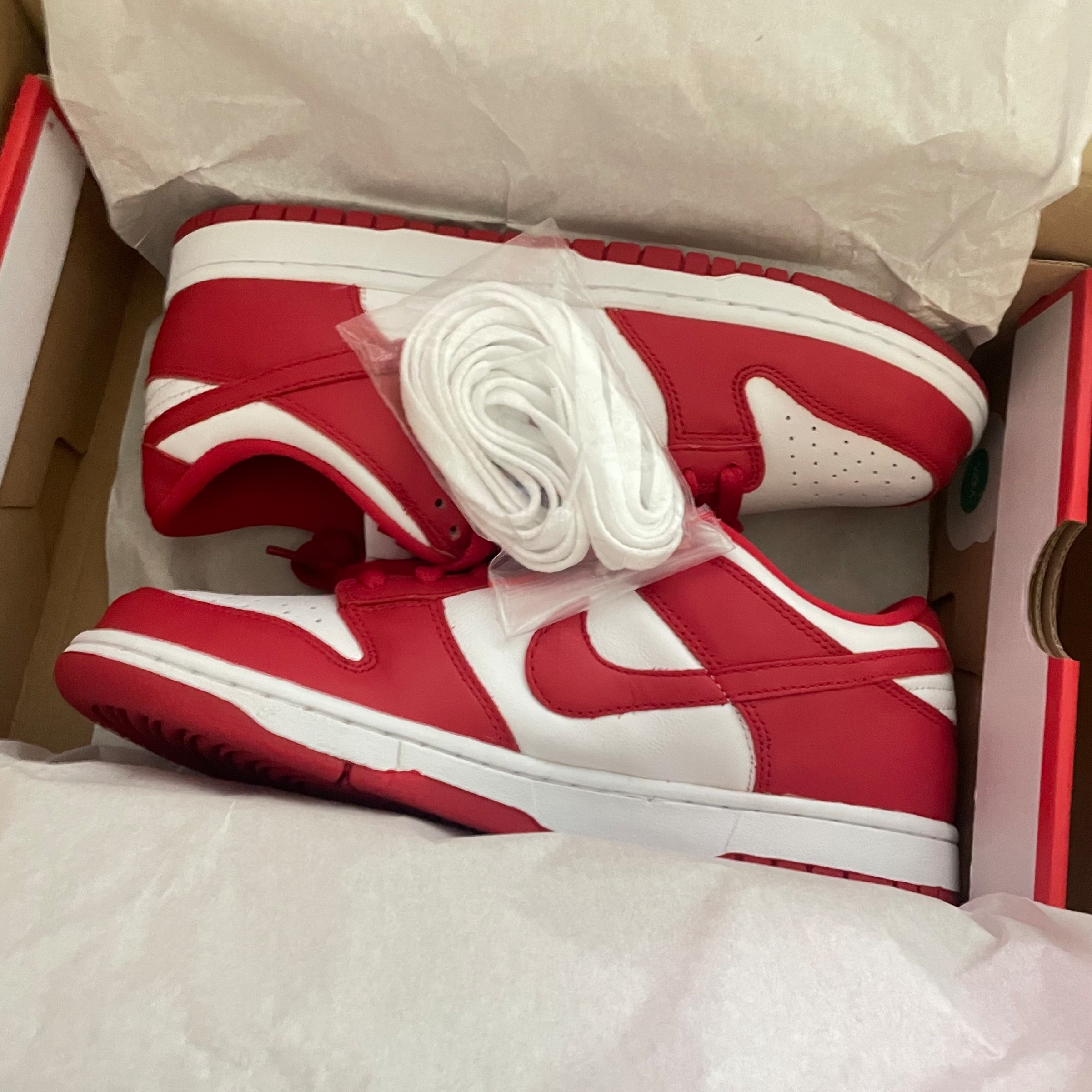 Nike Dunk Low SP White and University Red 2023 착용 스타일