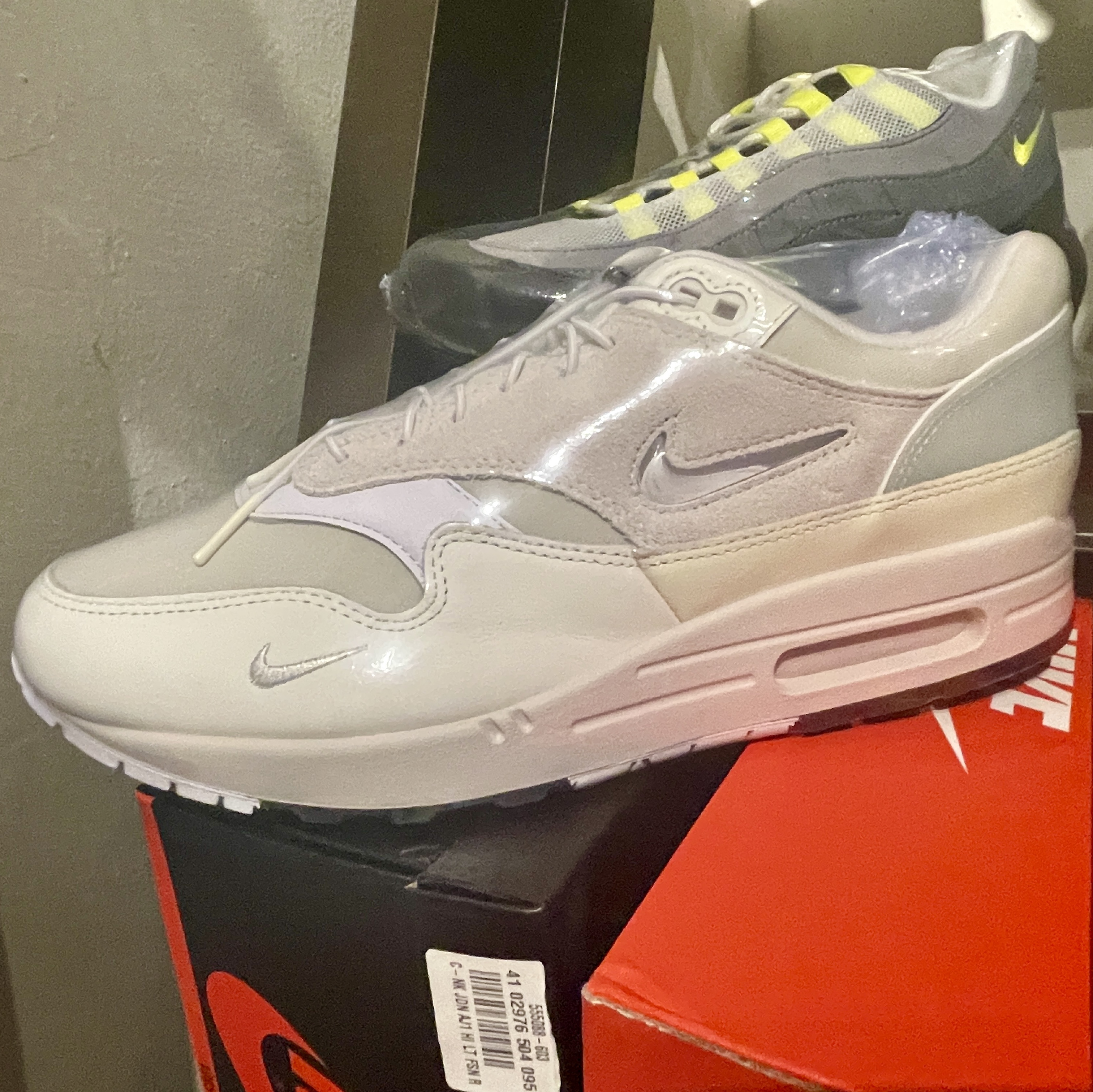Nike Air Max 1 Hangul Day 착용 스타일