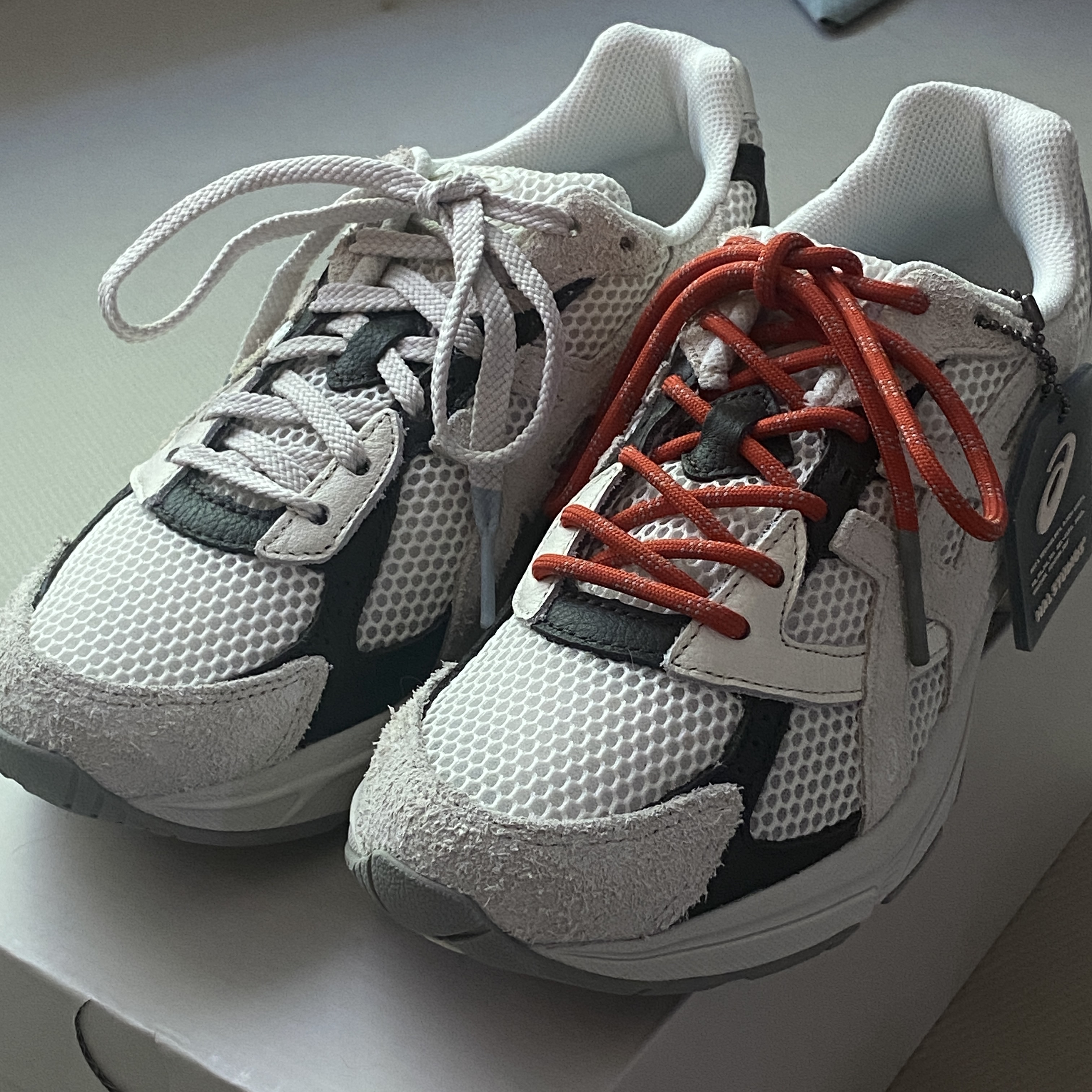 Asics x Hal Studios Gel-1130 MK-III Glacier 착용 스타일