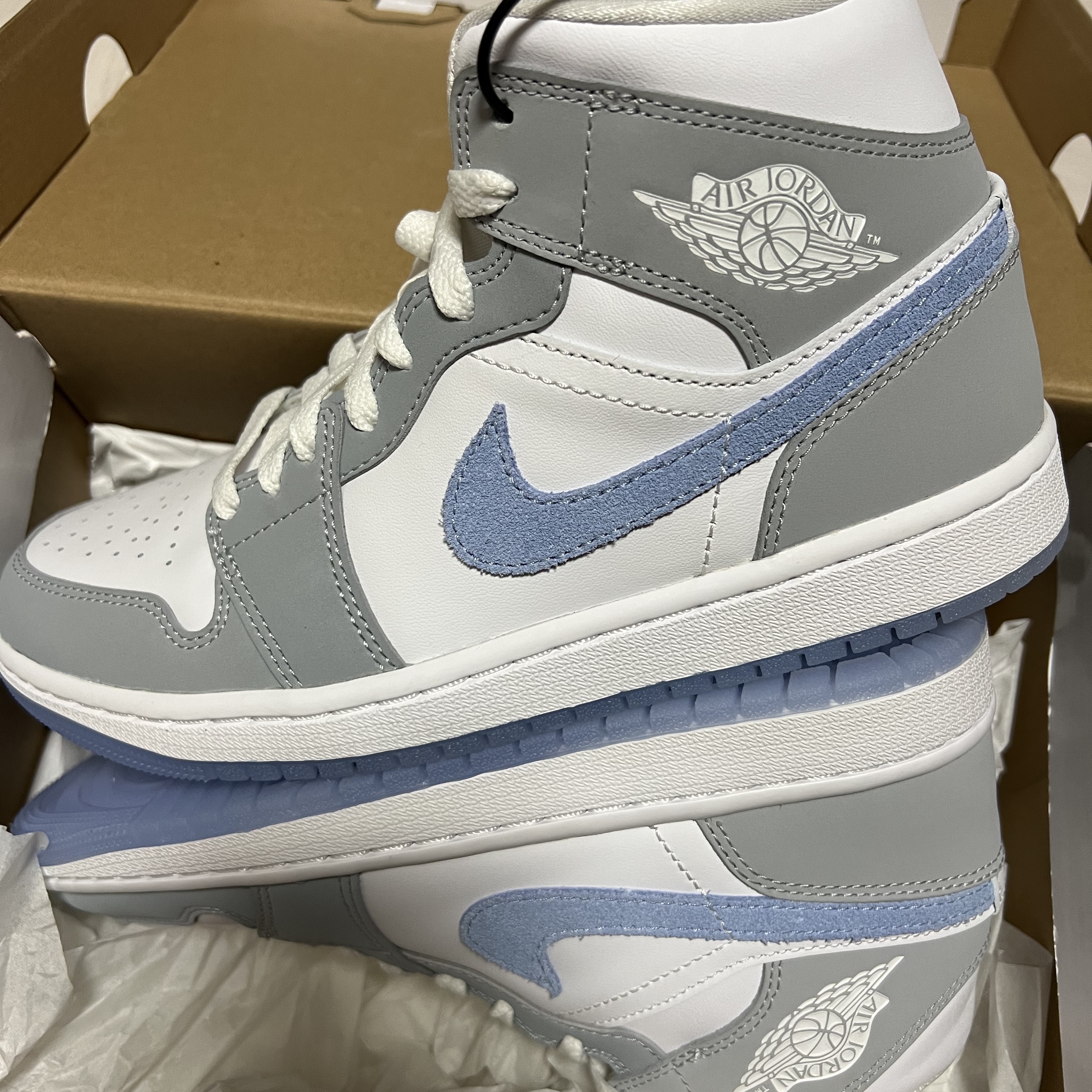 (W) Jordan 1 Mid Wolf Grey 착용 스타일