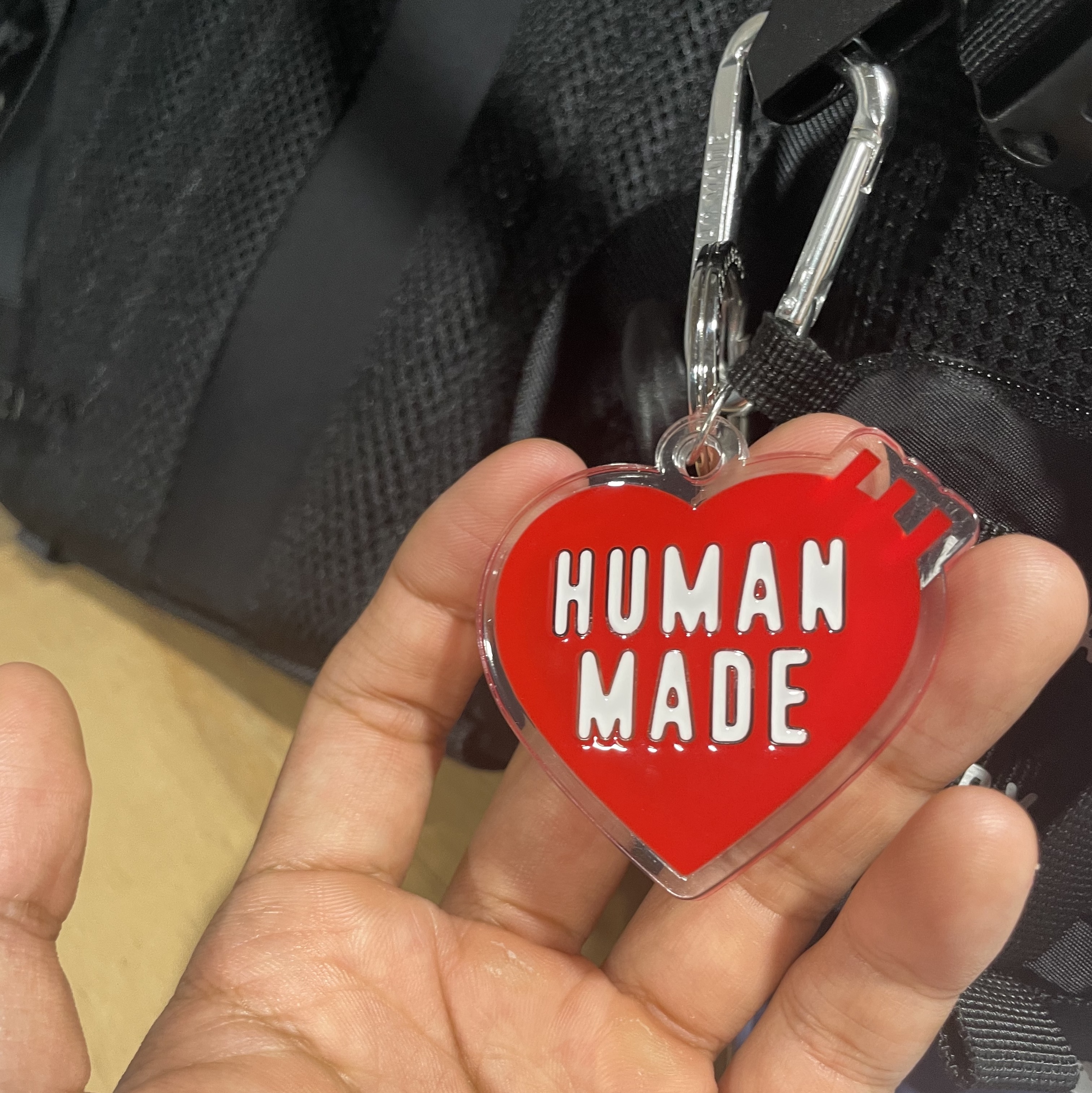 Human Made Heart Keyring Red 착용 스타일