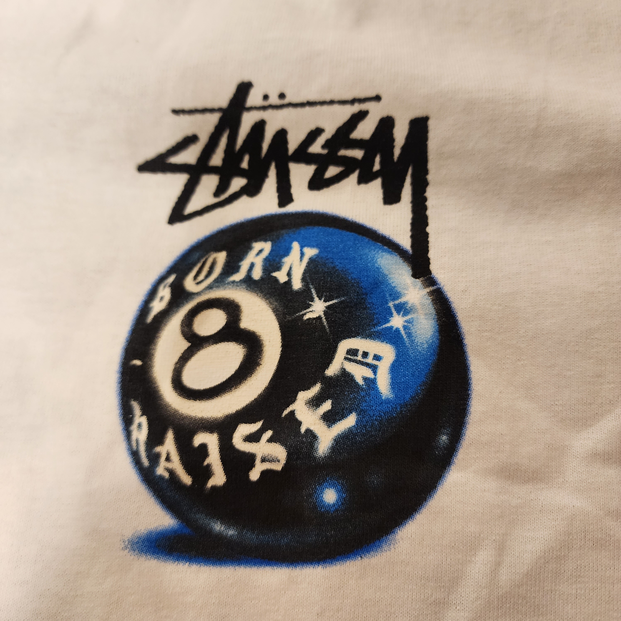 Stussy x Born X Raised 8 Ball T-Shirt White 착용 스타일 - 3