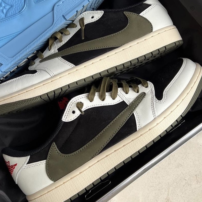 (W) Jordan 1 x Travis Scott Retro Low OG SP Medium Olive 착용 스타일