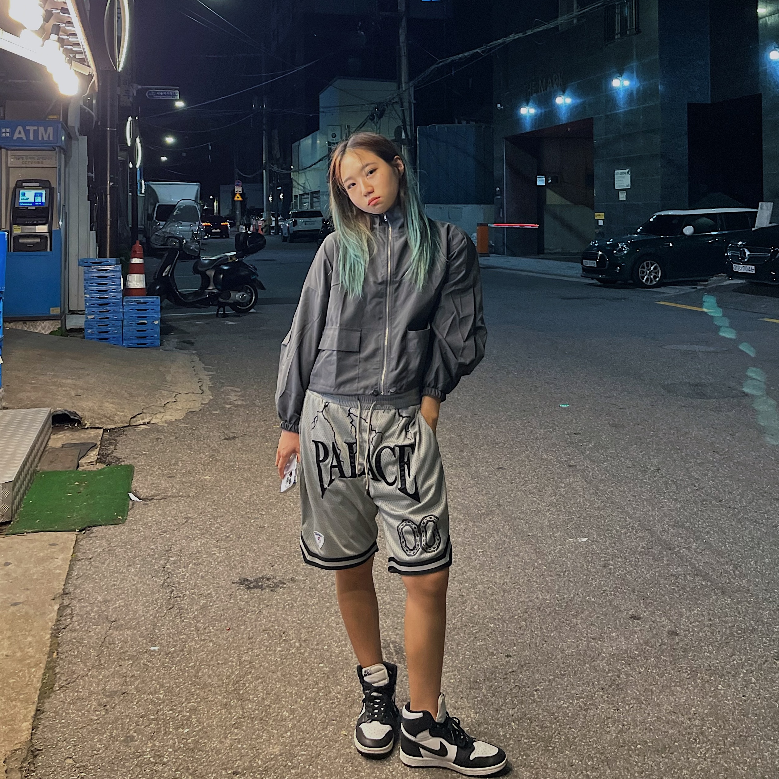 Palace Hesh Athletic Shorts Silver - 23SS, Jordan 1 High 85 Black White 착용 스타일