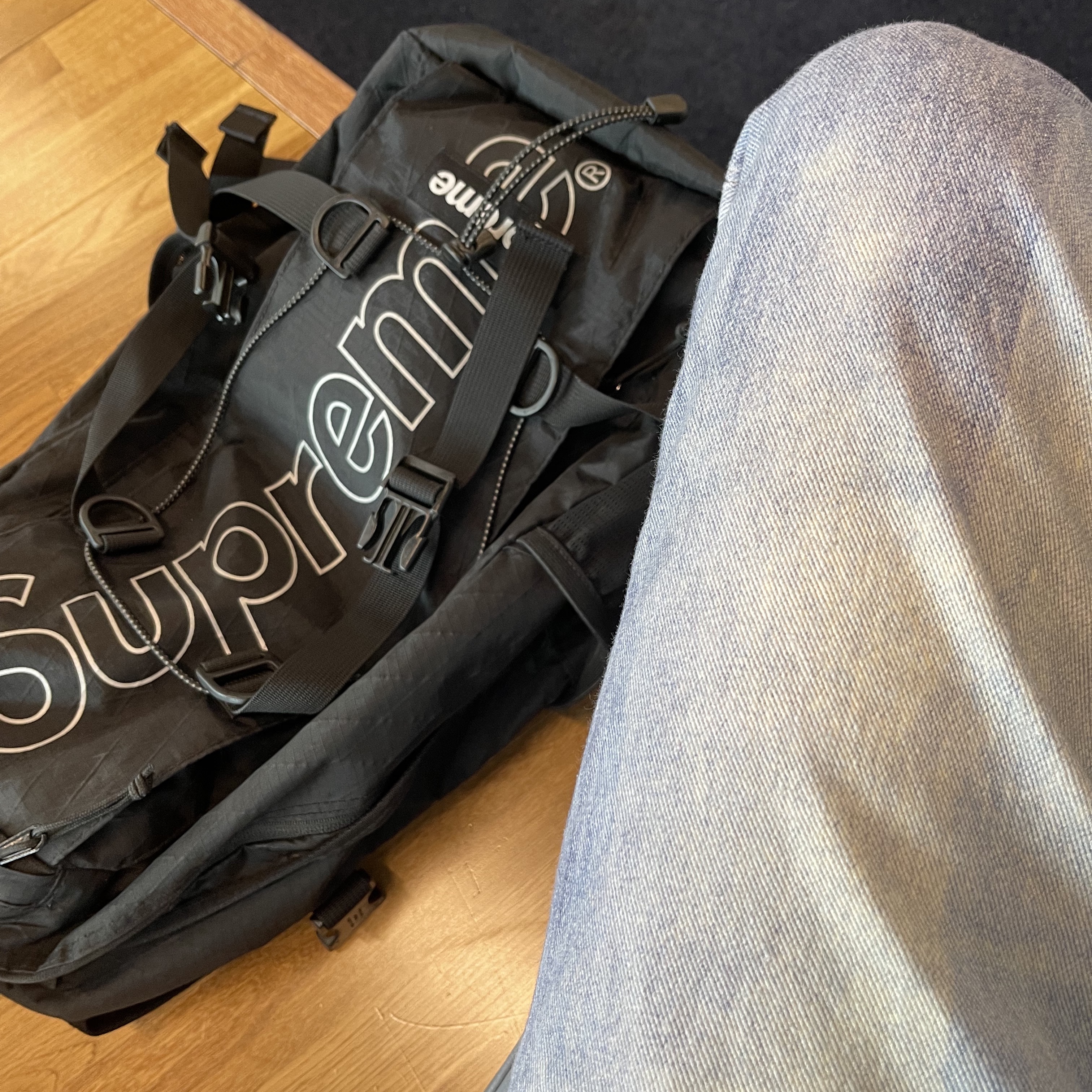 Supreme Backpack Black - 18FW, Our Legacy Third Cut Digital Dual Denim 착용 스타일
