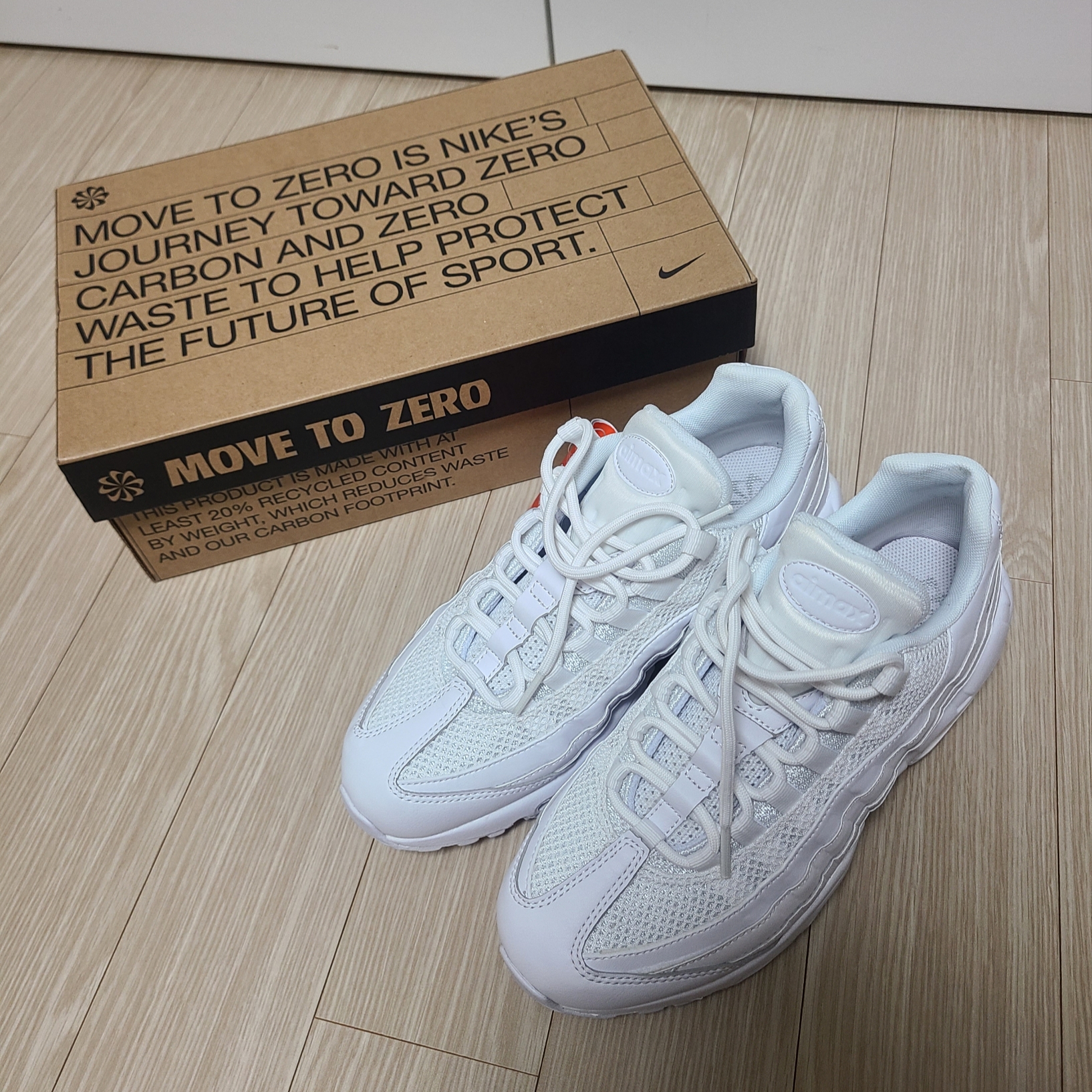 (W) Nike Air Max 95 Next Nature White 착용 스타일
